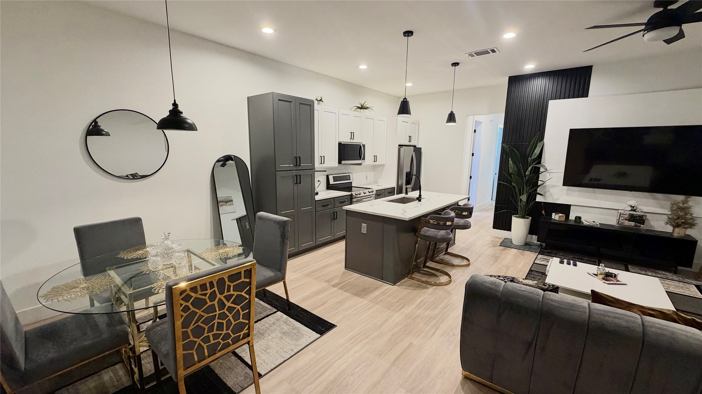 3549 Amos Street, #B, Houston, TX 77021