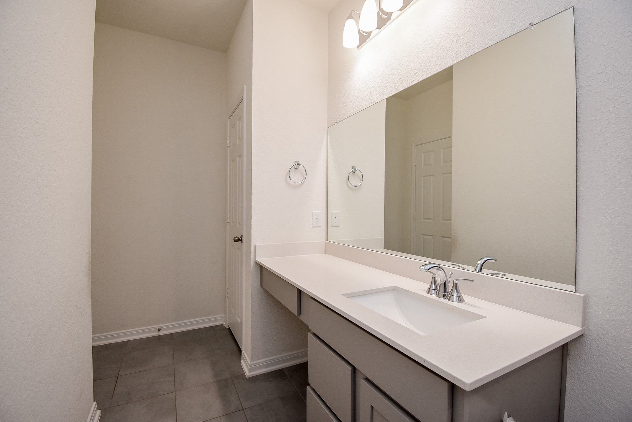 1003 Haven Hill Ln, La Marque, TX 77568