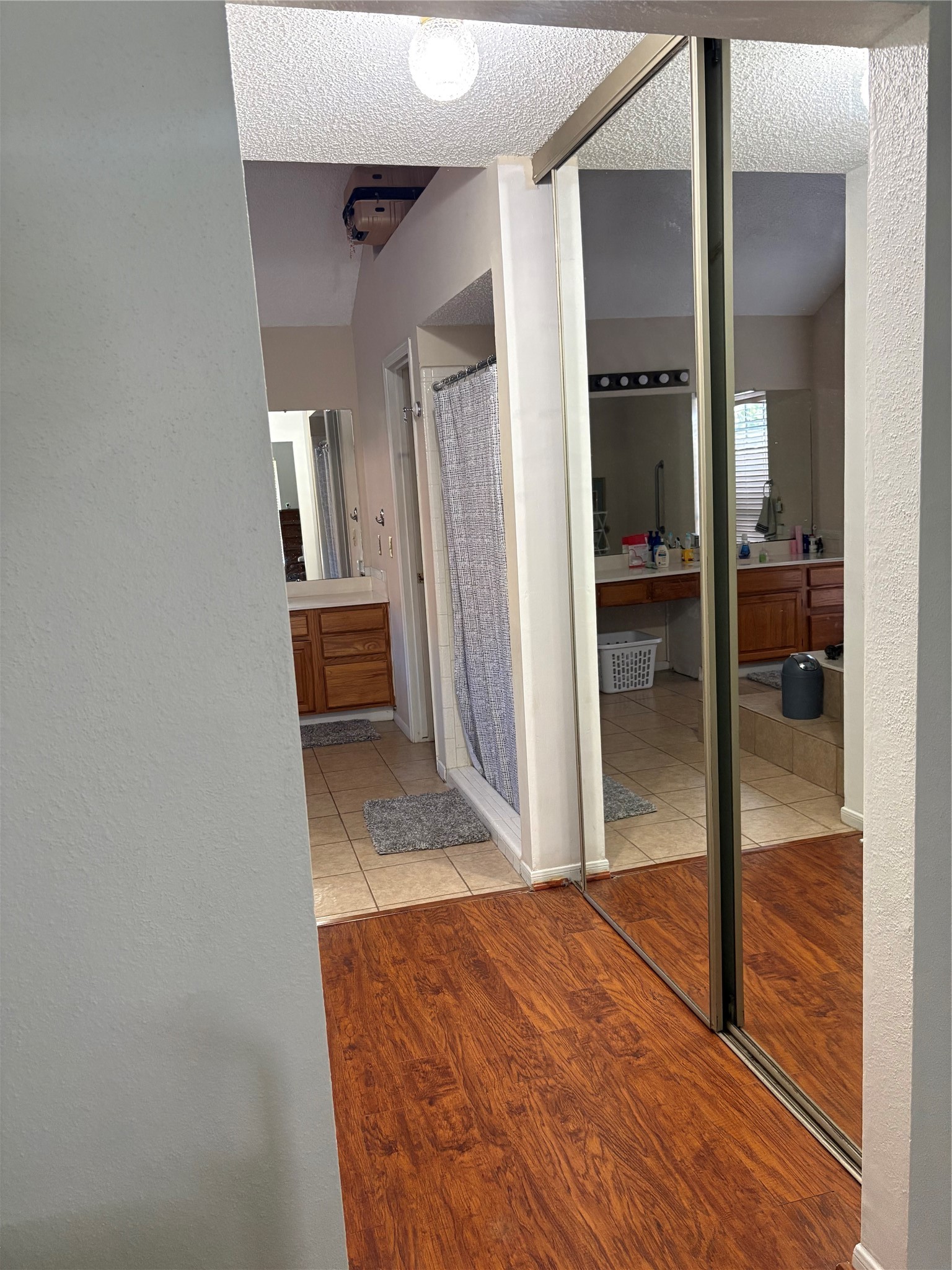 2319 Mill Creek Drive, Sugar Land, TX 77478