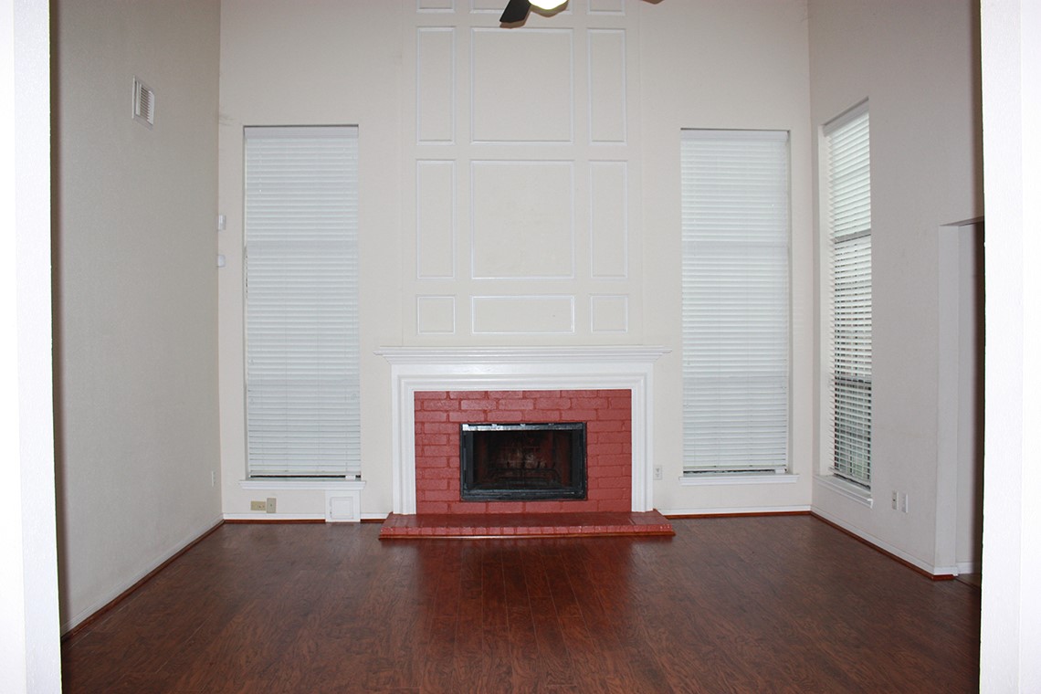 2319 Mill Creek Drive, Sugar Land, TX 77478