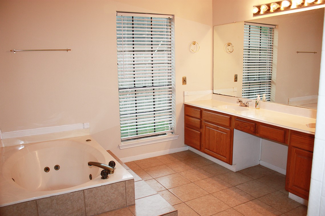 2319 Mill Creek Drive, Sugar Land, TX 77478