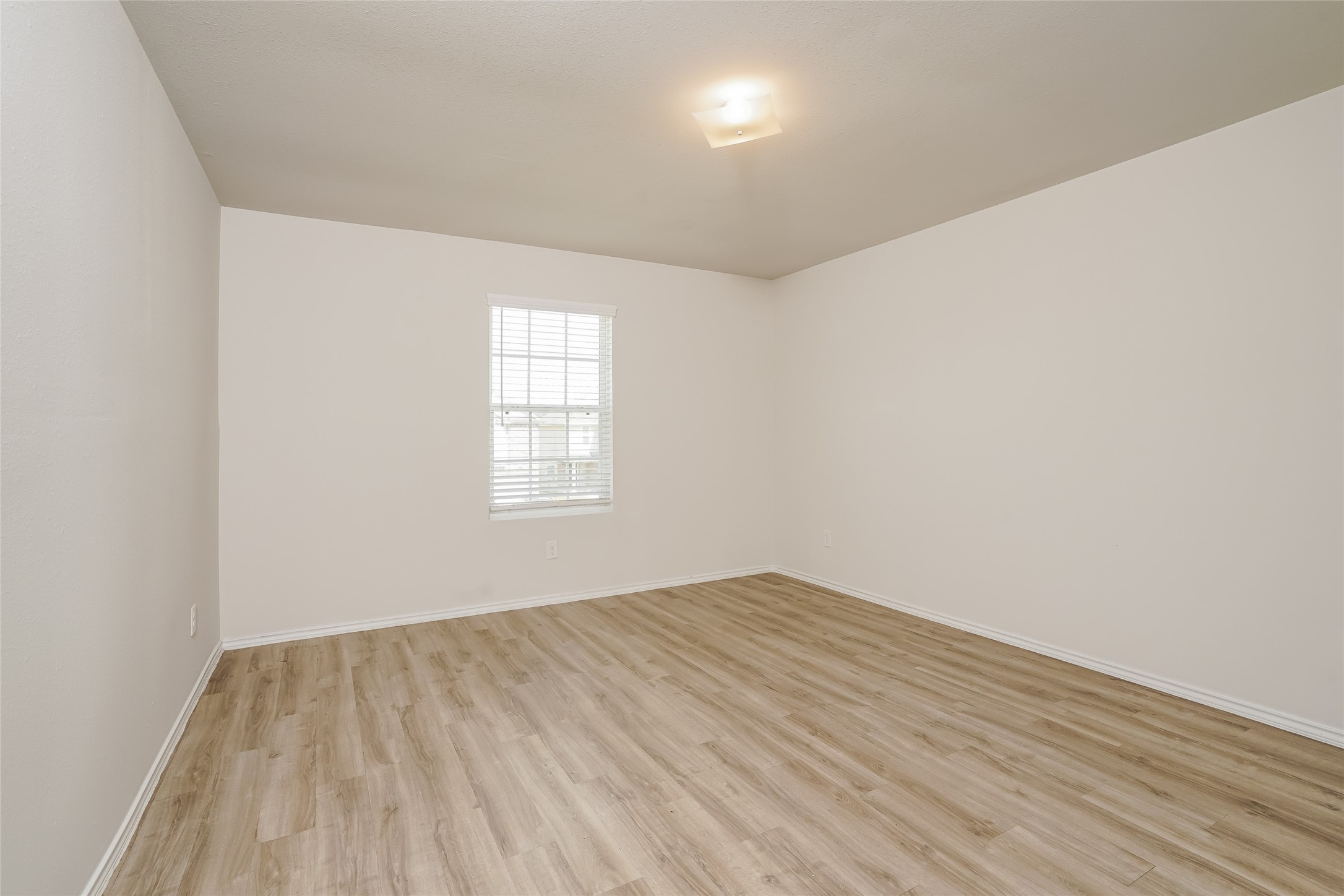 Photos may be representative of the floor plan and not the exact home. Finishes, layout, and features of the actual property for lease may vary. Photos may be representative of the floor plan and not the exact home. Finishes, layout, and features of the actual property for lease may vary.