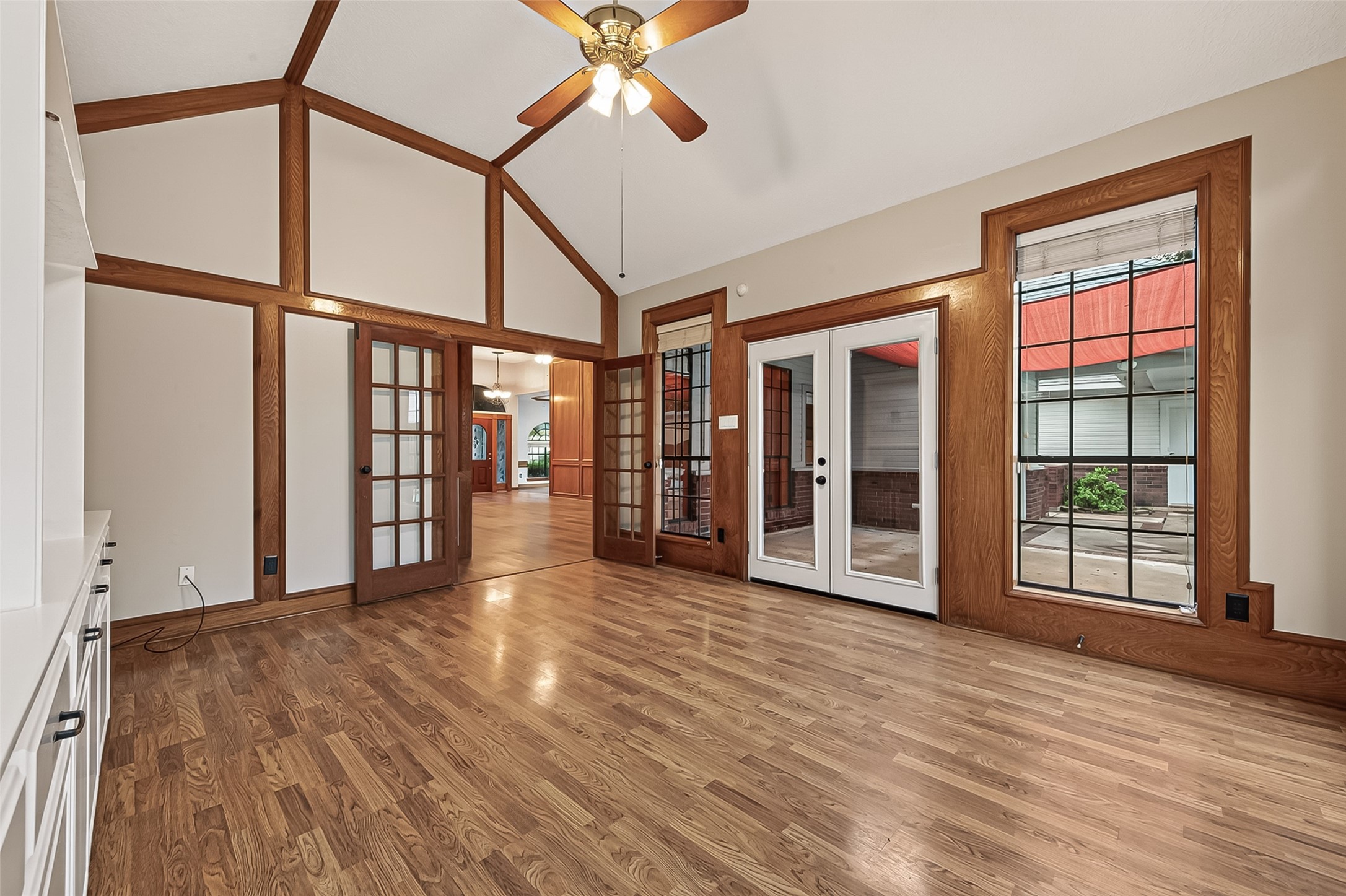 Another view of the Sun Room