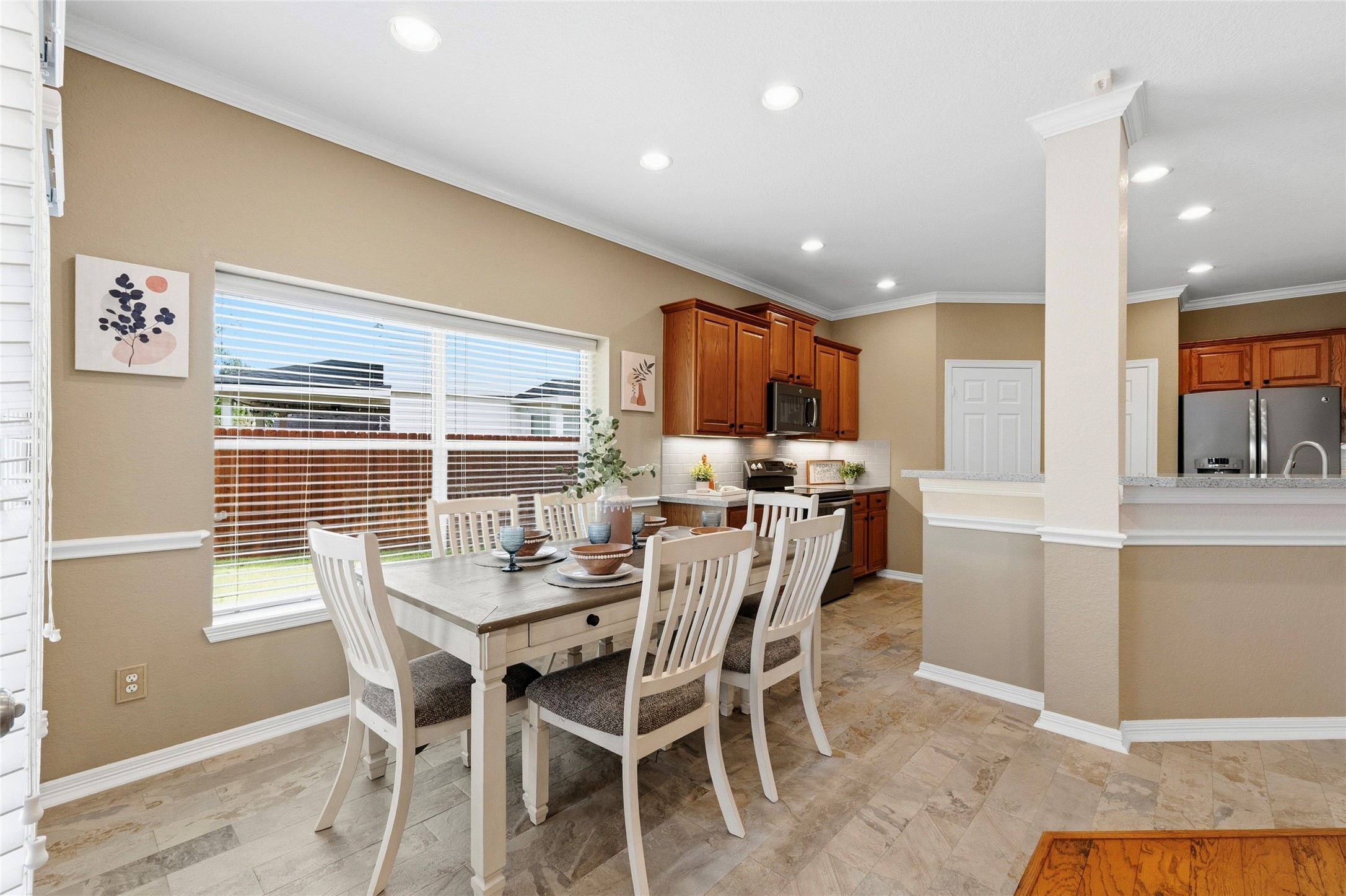 Breakfast Room area