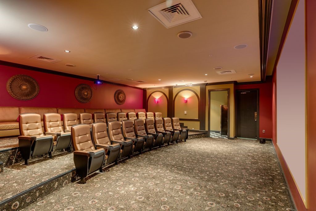 Diamond Beach cinema room