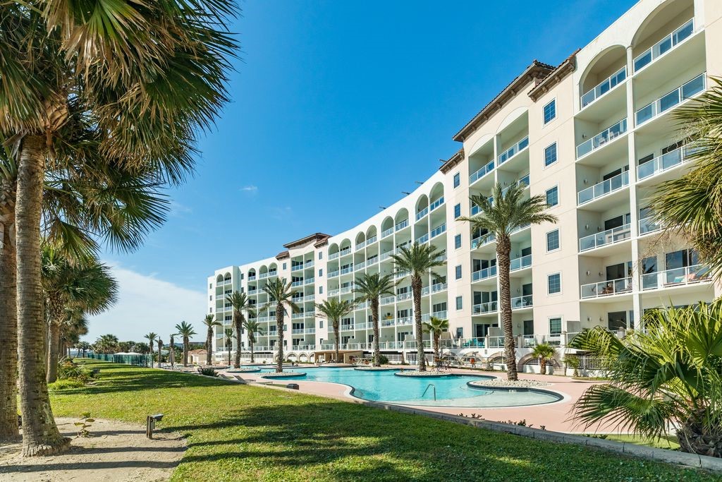 Backside of Diamond Beach, facing the Gulf