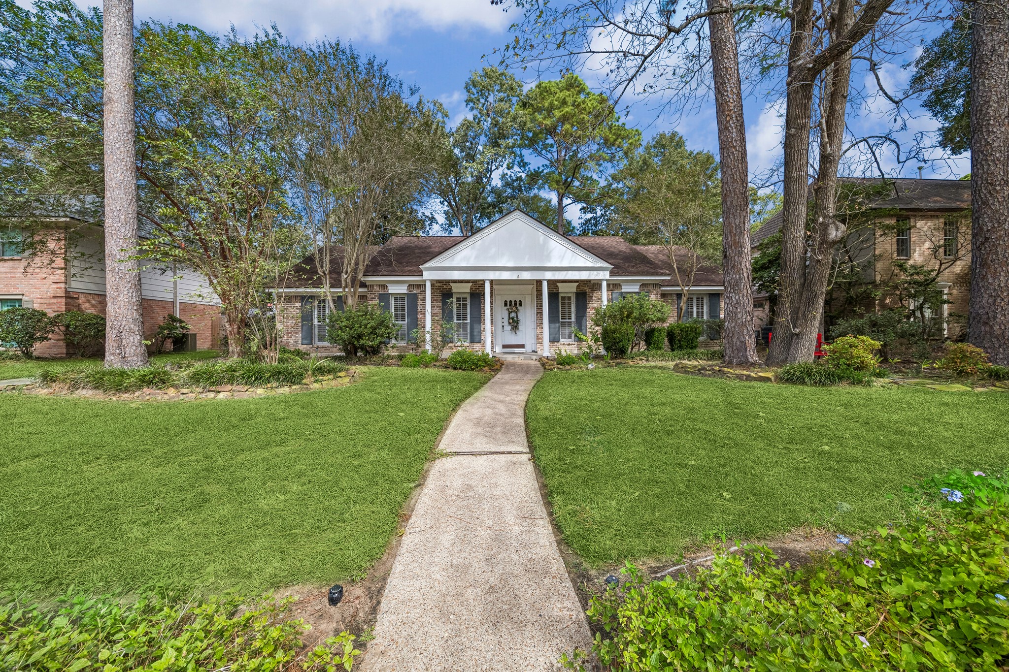 3427 Tree Lane, Kingwood, TX 77339 3427 Tree Lane, Kingwood, TX 77339