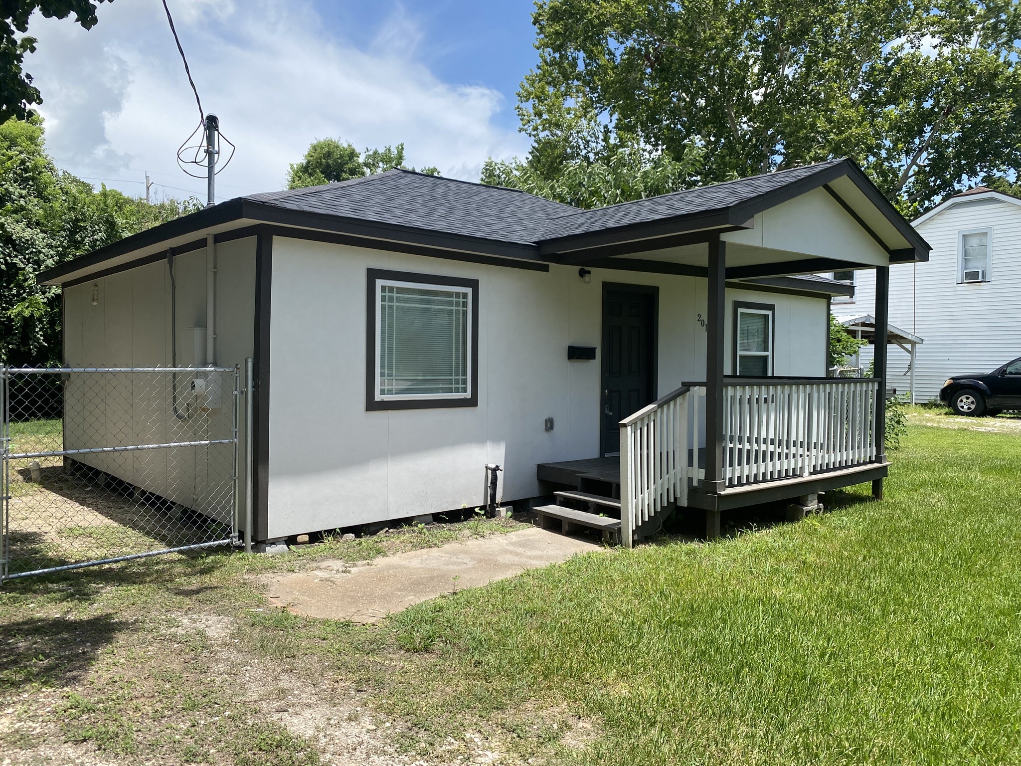 2016 Magnolia Drive, La Marque, TX 77568 2016 Magnolia Drive, La Marque, TX 77568