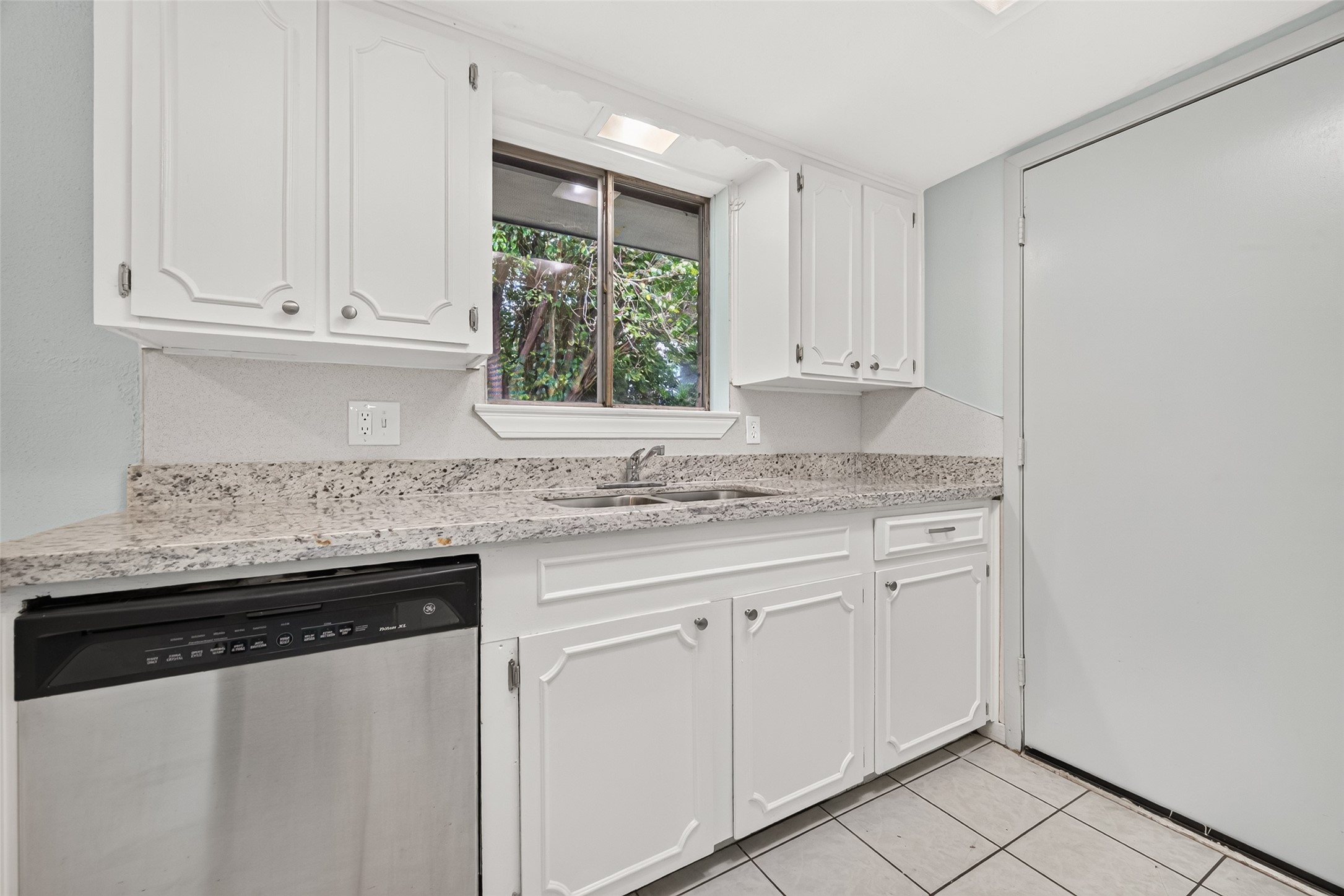 12411 Bichester Lane, Houston, TX 77039