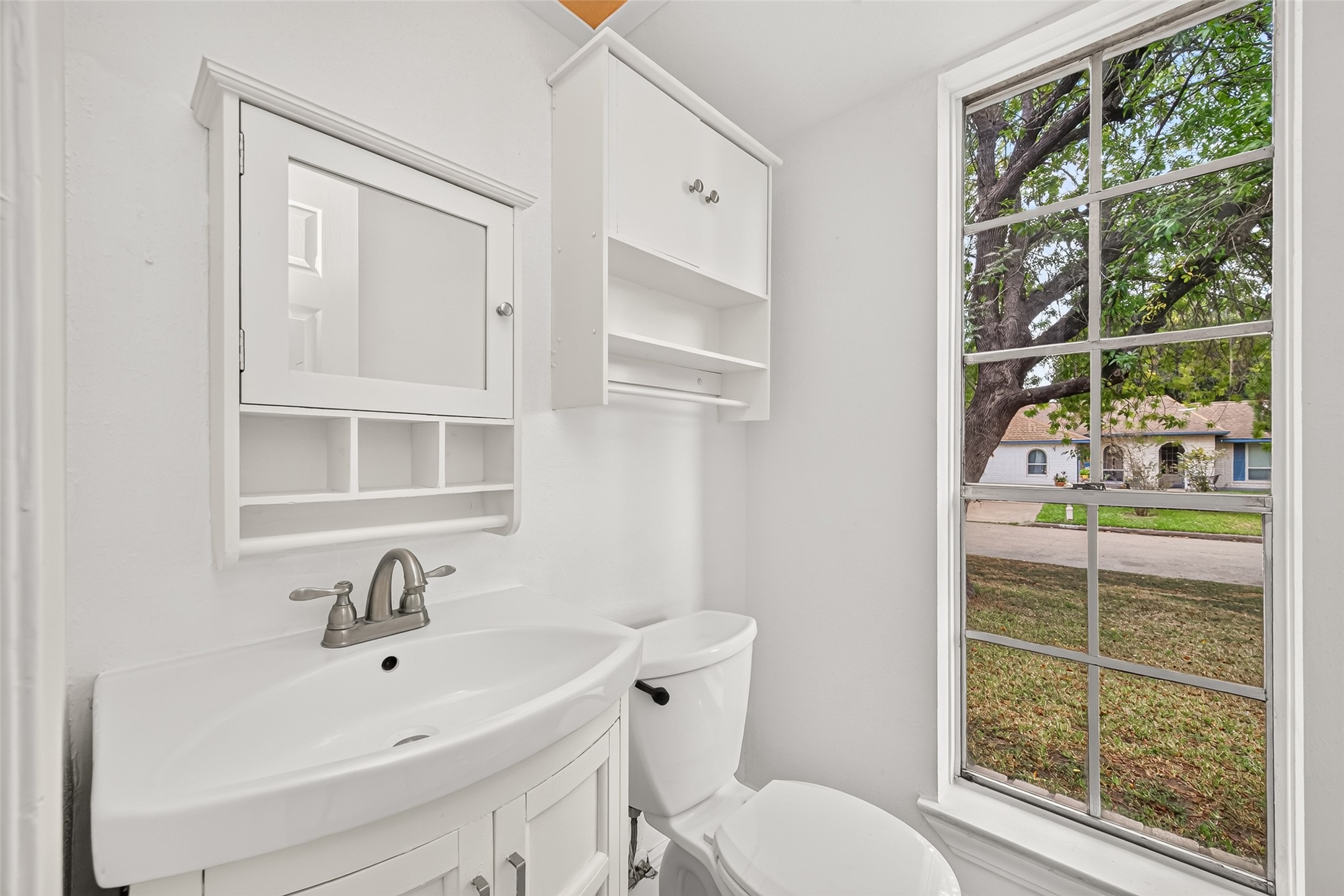 12411 Bichester Lane, Houston, TX 77039