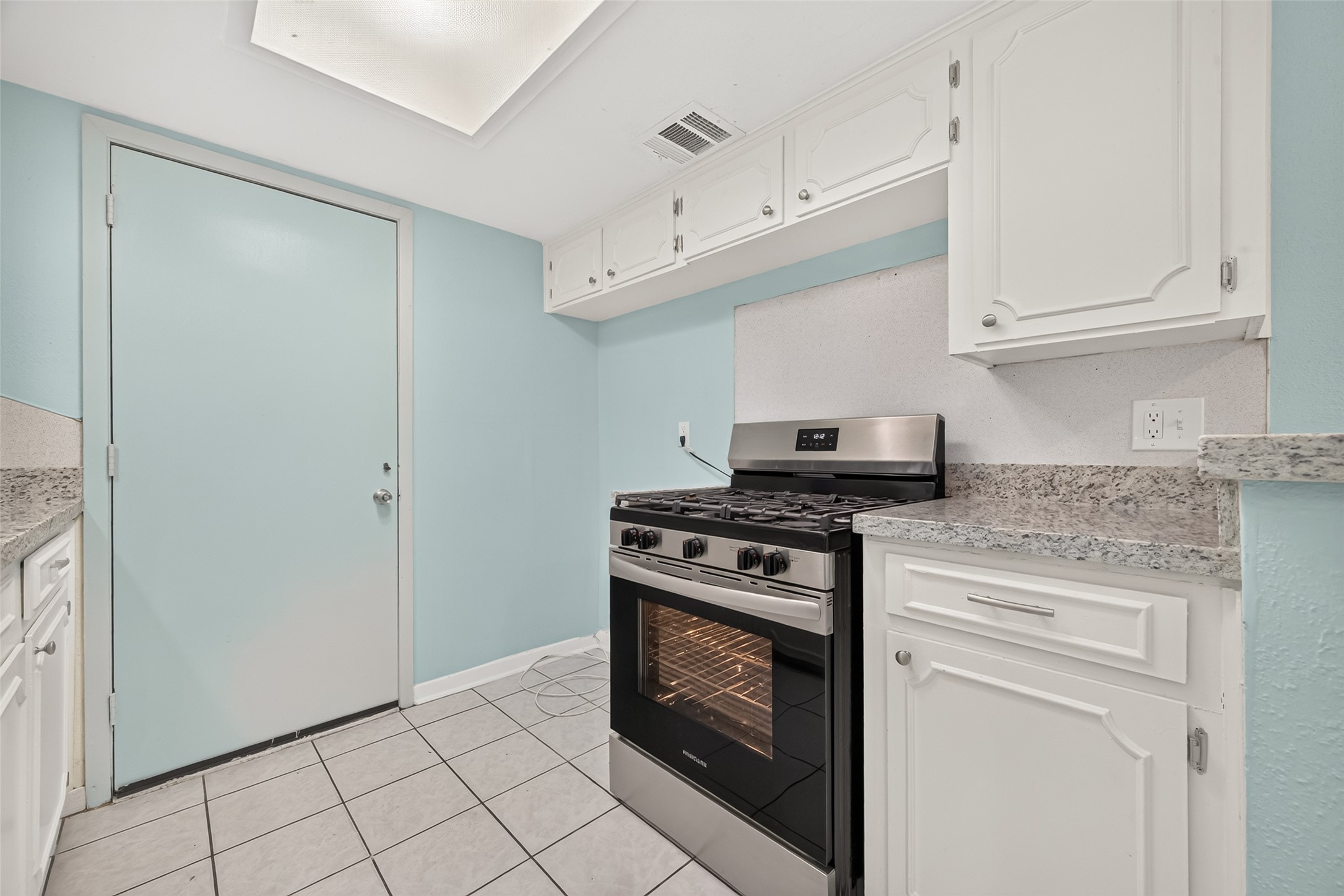 12411 Bichester Lane, Houston, TX 77039