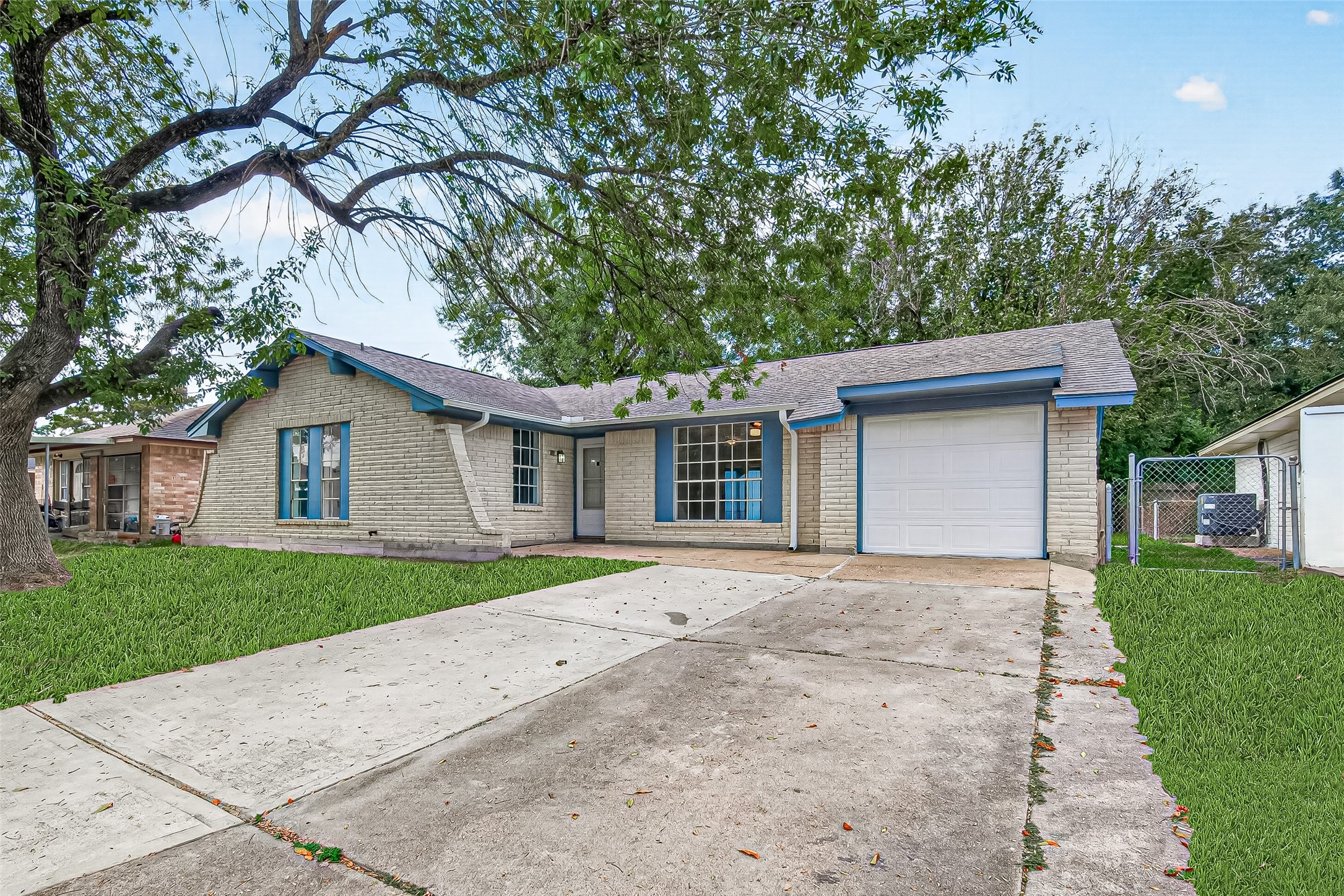 12411 Bichester Lane, Houston, TX 77039 12411 Bichester Lane, Houston, TX 77039