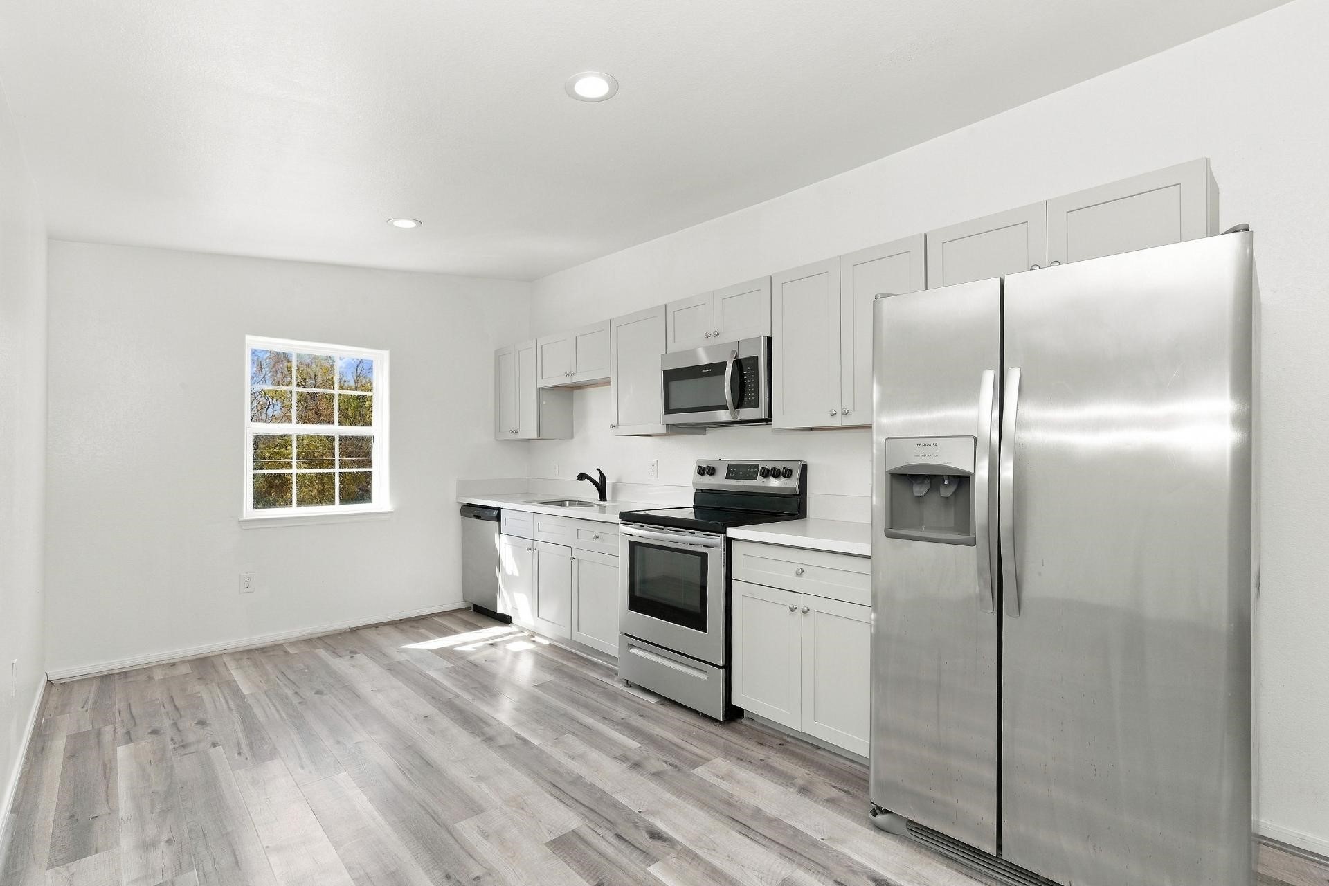 2680 FM 517, #7, Dickinson, TX 77539