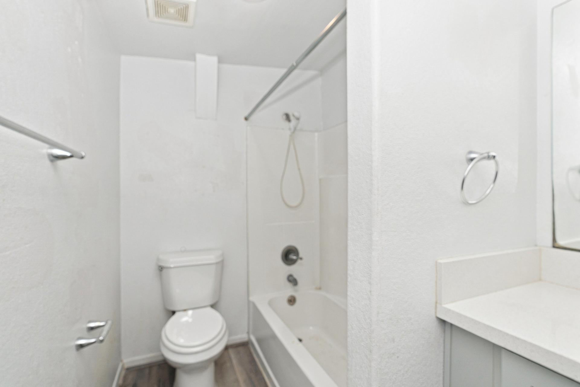 2680 FM 517, #7, Dickinson, TX 77539