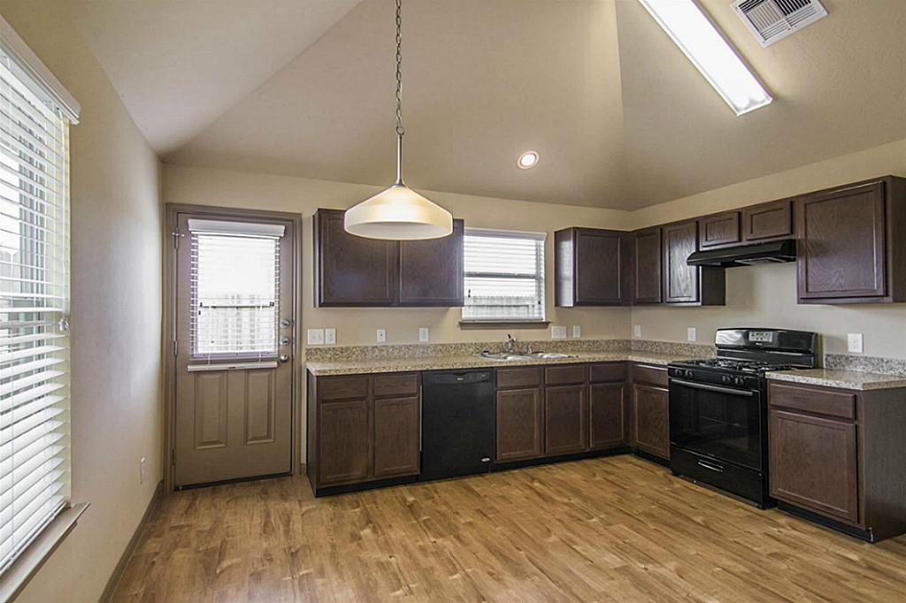 Photos may be representative of the floor plan and not the exact home. Finishes, layout, and features of the actual property for lease may vary. Photos may be representative of the floor plan and not the exact home. Finishes, layout, and features of the actual property for lease may vary.