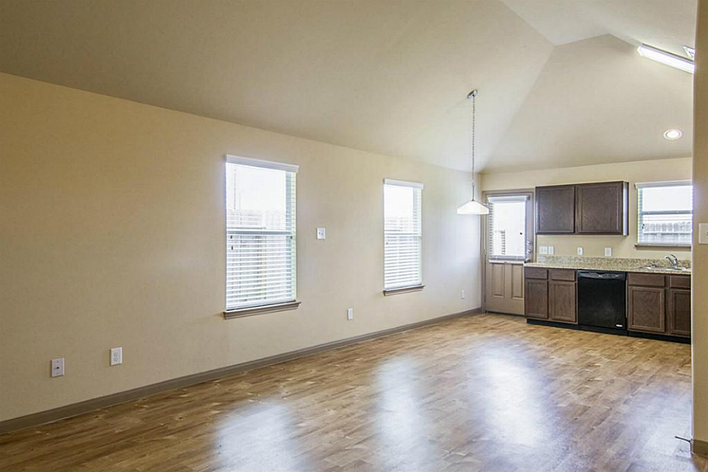 Photos may be representative of the floor plan and not the exact home. Finishes, layout, and features of the actual property for lease may vary. Photos may be representative of the floor plan and not the exact home. Finishes, layout, and features of the actual property for lease may vary.