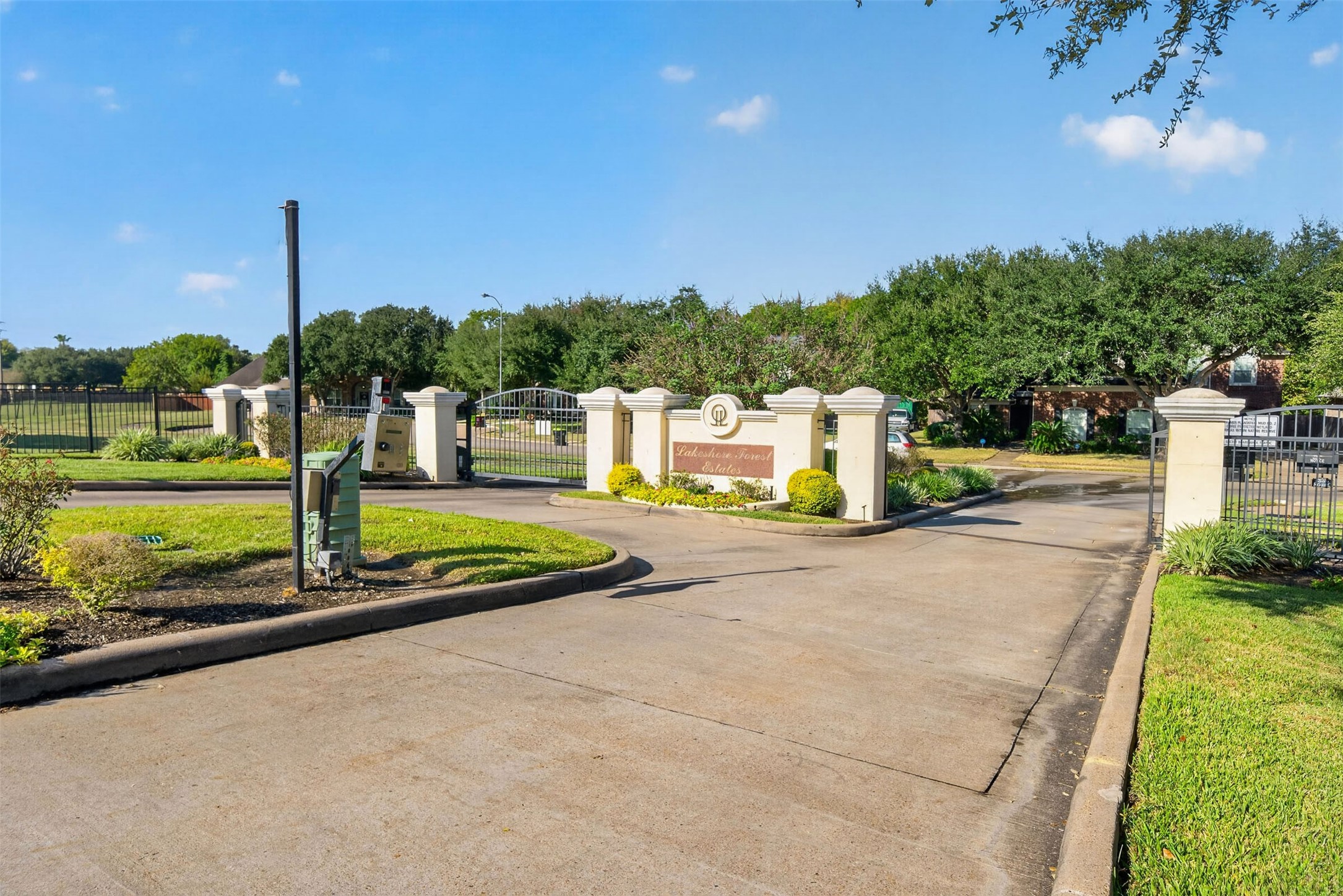 Privacy gate