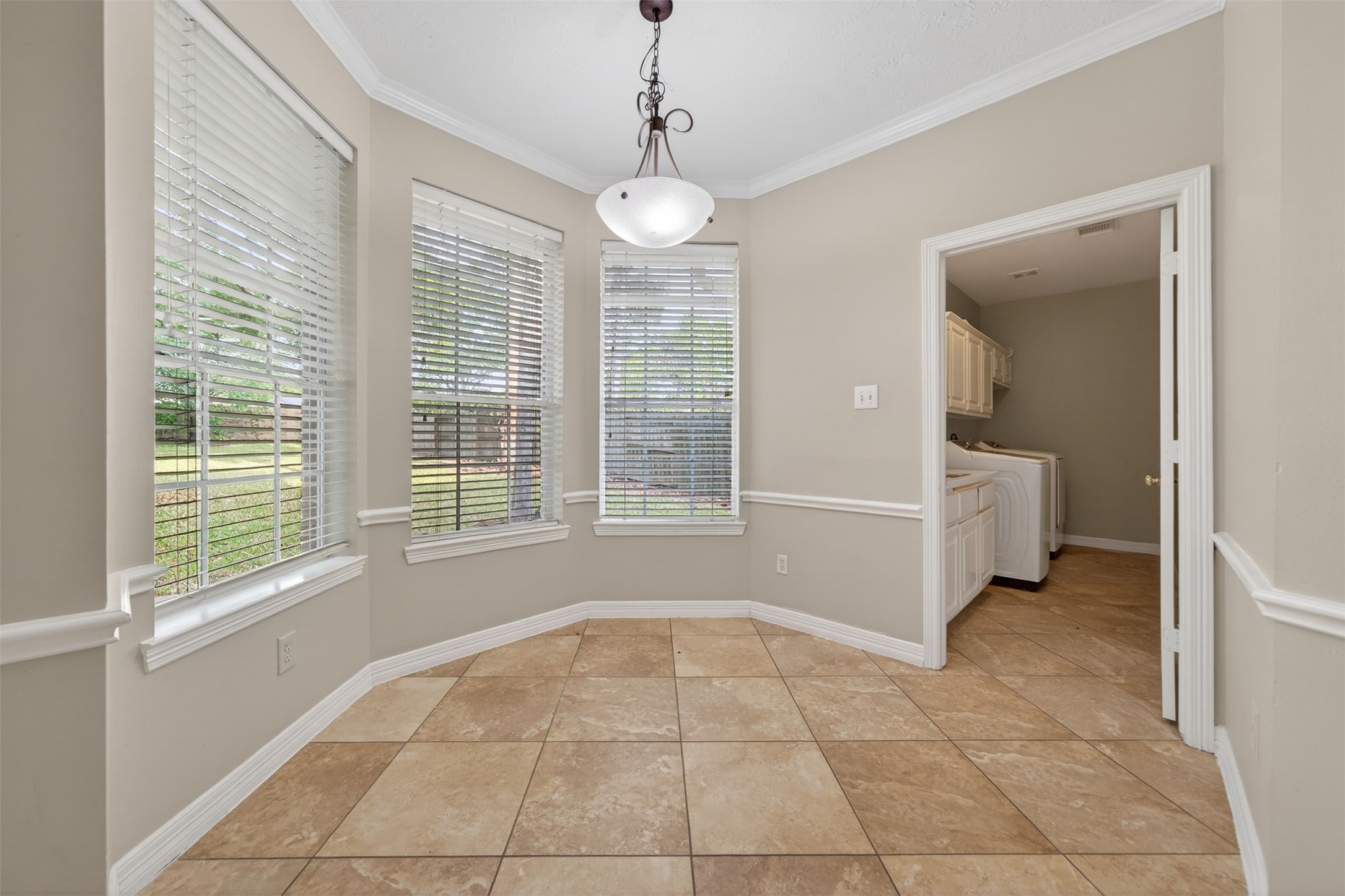 4319 Oak Forest Drive, Missouri City, TX 77459