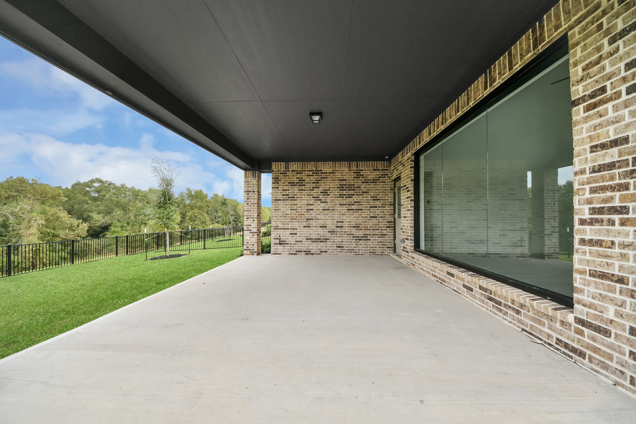 3061 Spoolwood Trail, Magnolia, TX 77355
