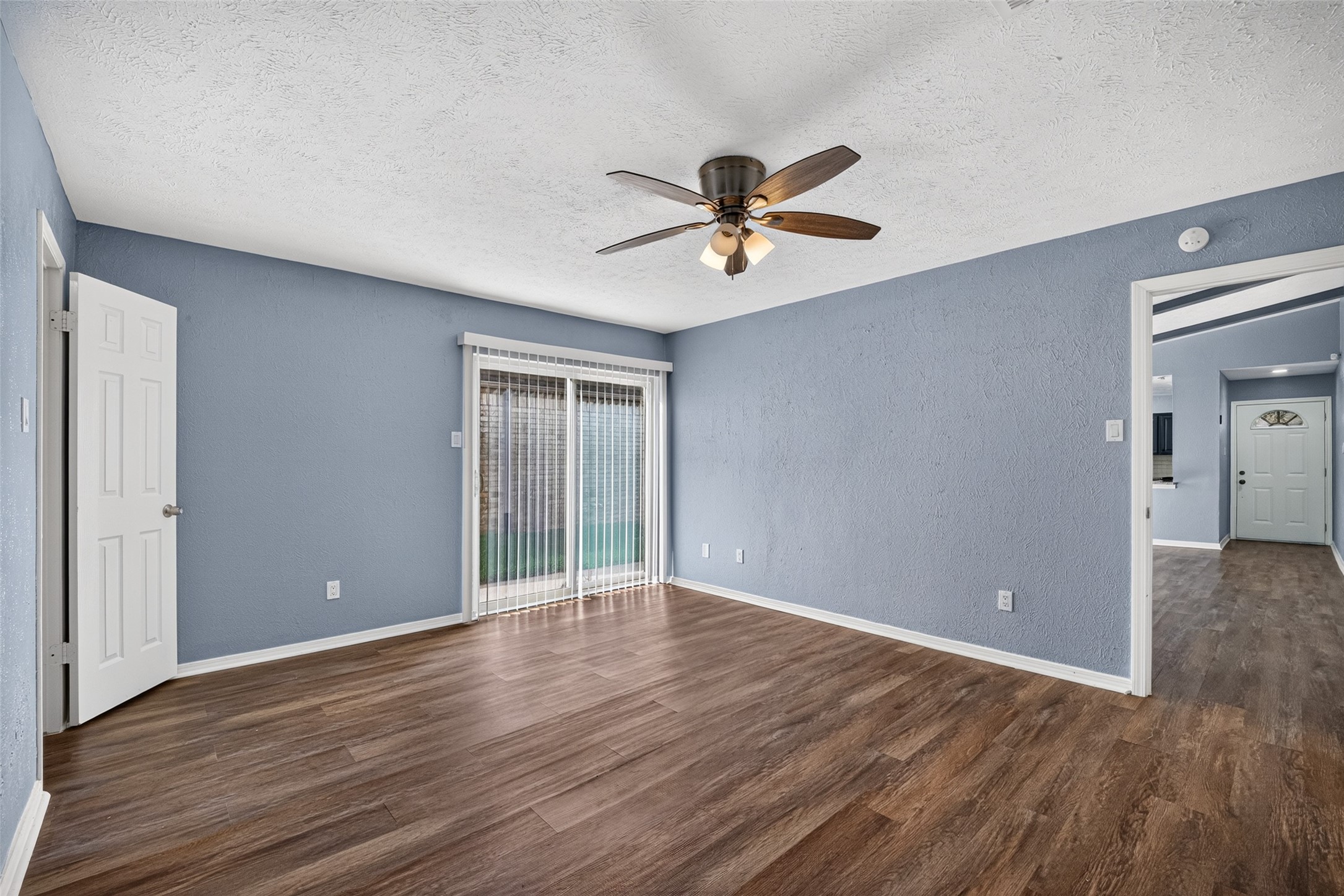 11803 Brook Meadows Lane, Meadows Place, TX 77477