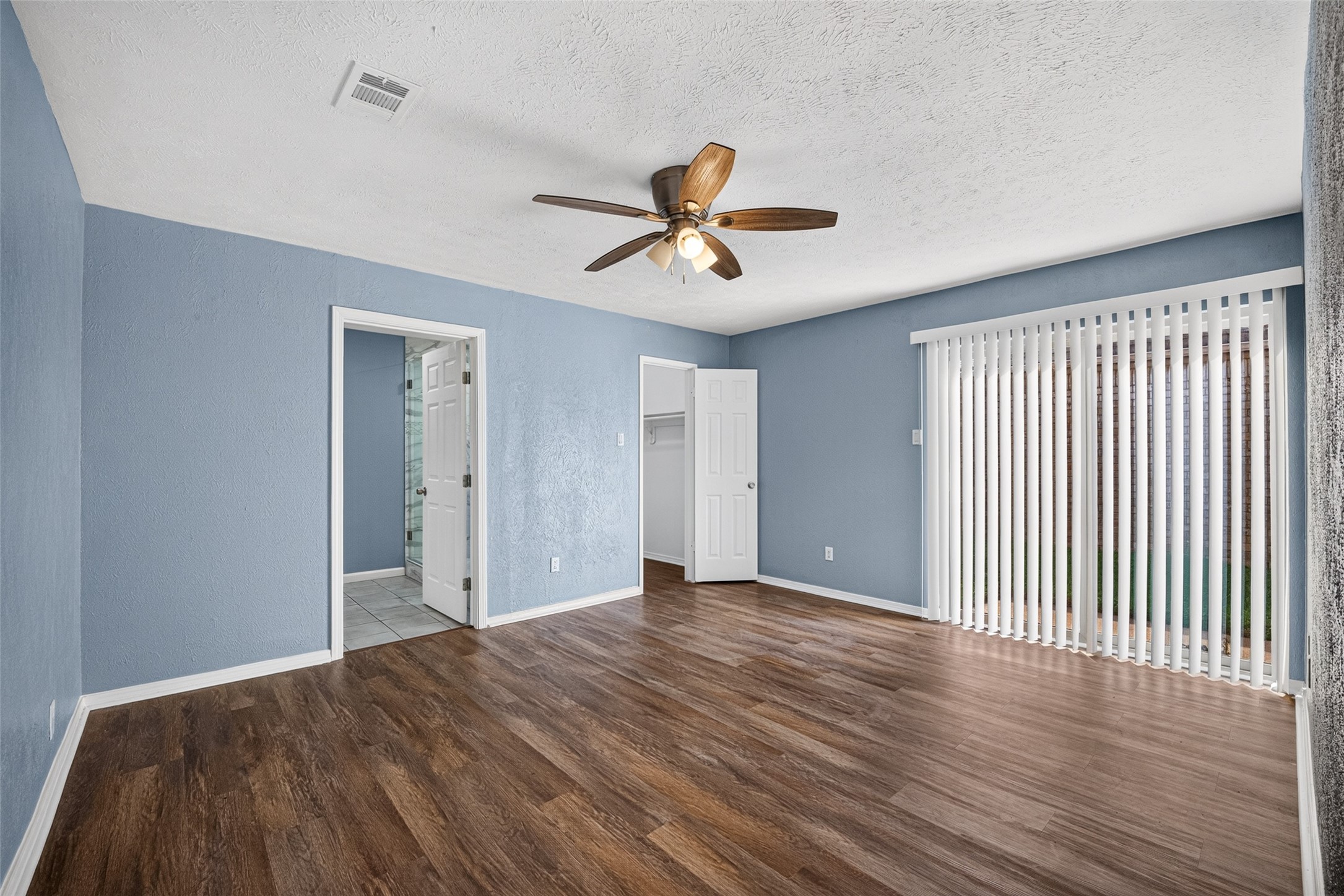 11803 Brook Meadows Lane, Meadows Place, TX 77477