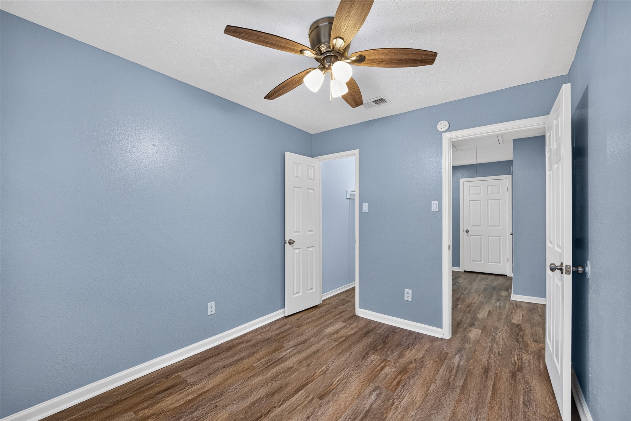 11803 Brook Meadows Lane, Meadows Place, TX 77477
