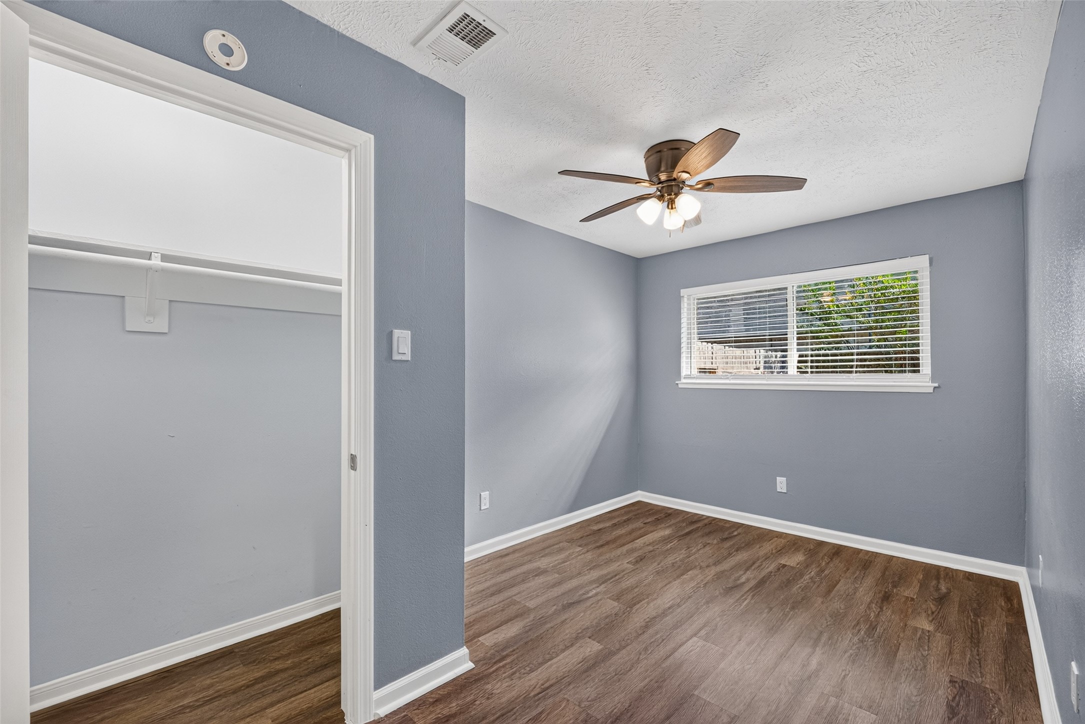 11803 Brook Meadows Lane, Meadows Place, TX 77477