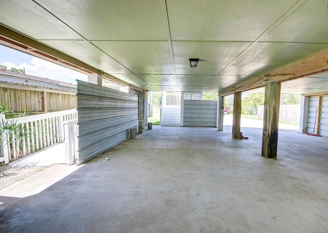 641 4th Street, Dickinson, TX 77539