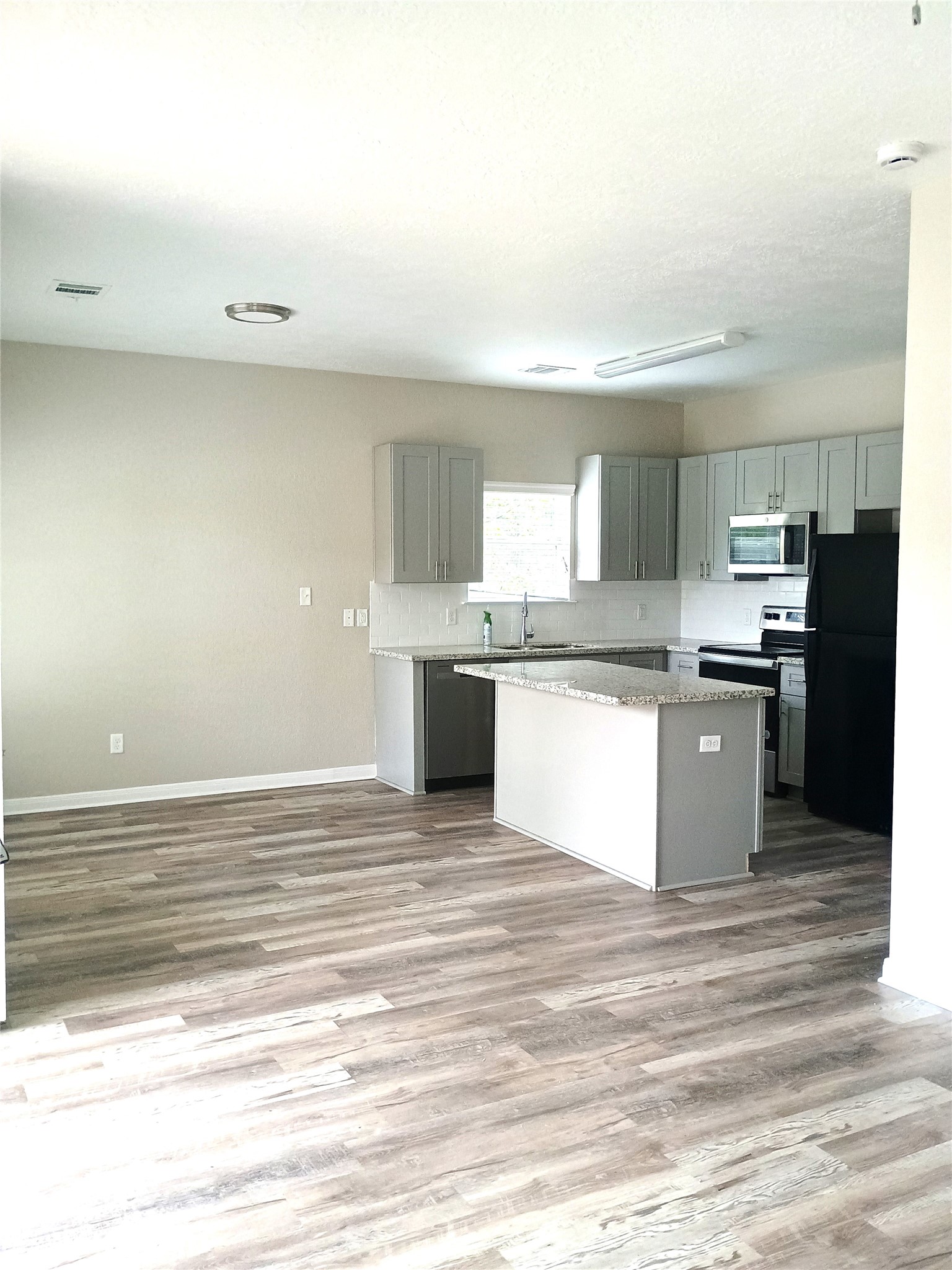 617 Edgar Street, #B, Conroe, TX 77301