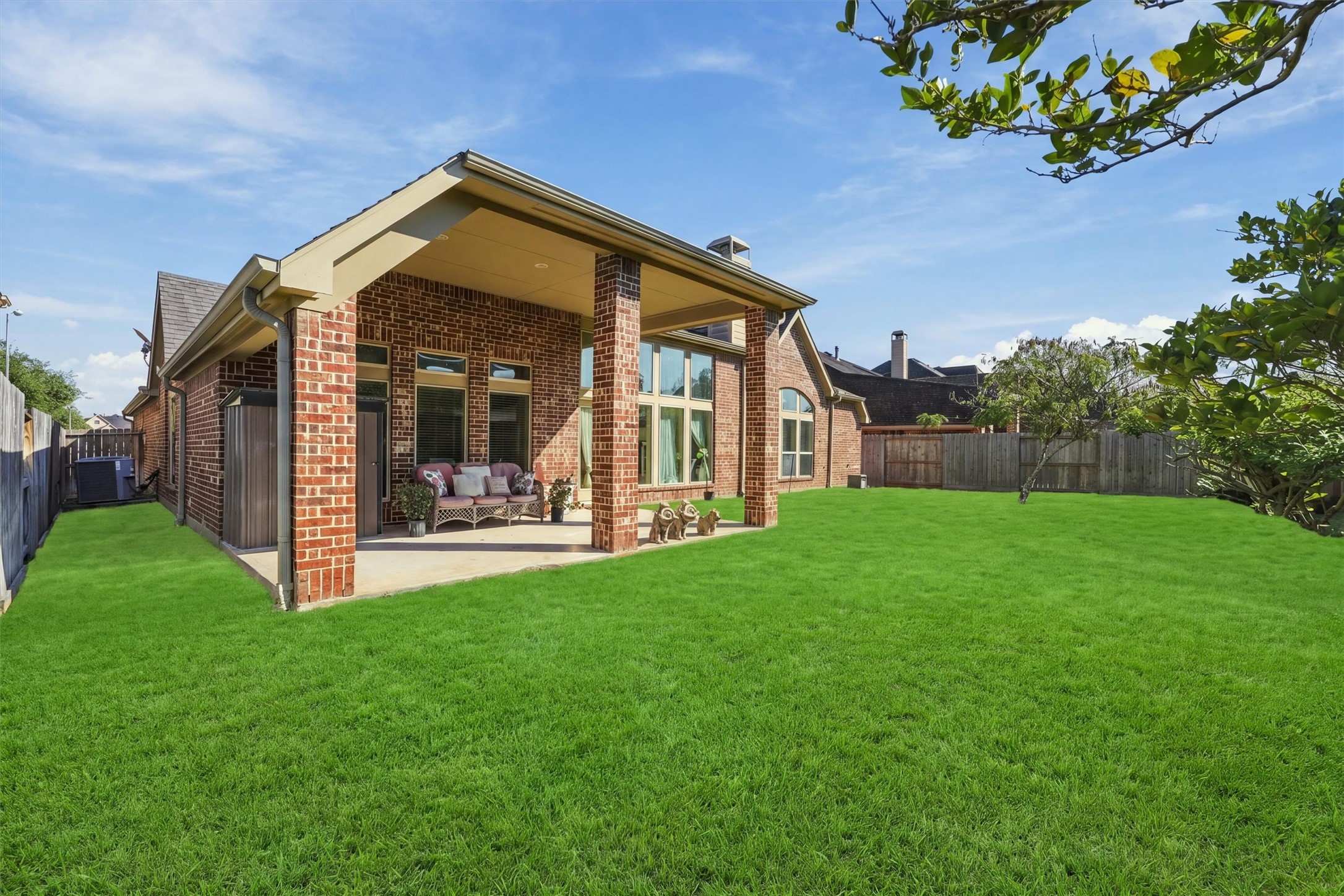 Well kept manicured lawn.