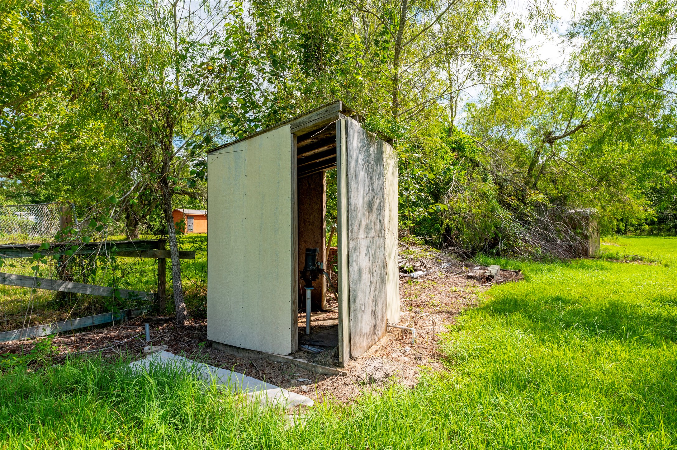 00 PARRISH, Santa Fe, TX 77510