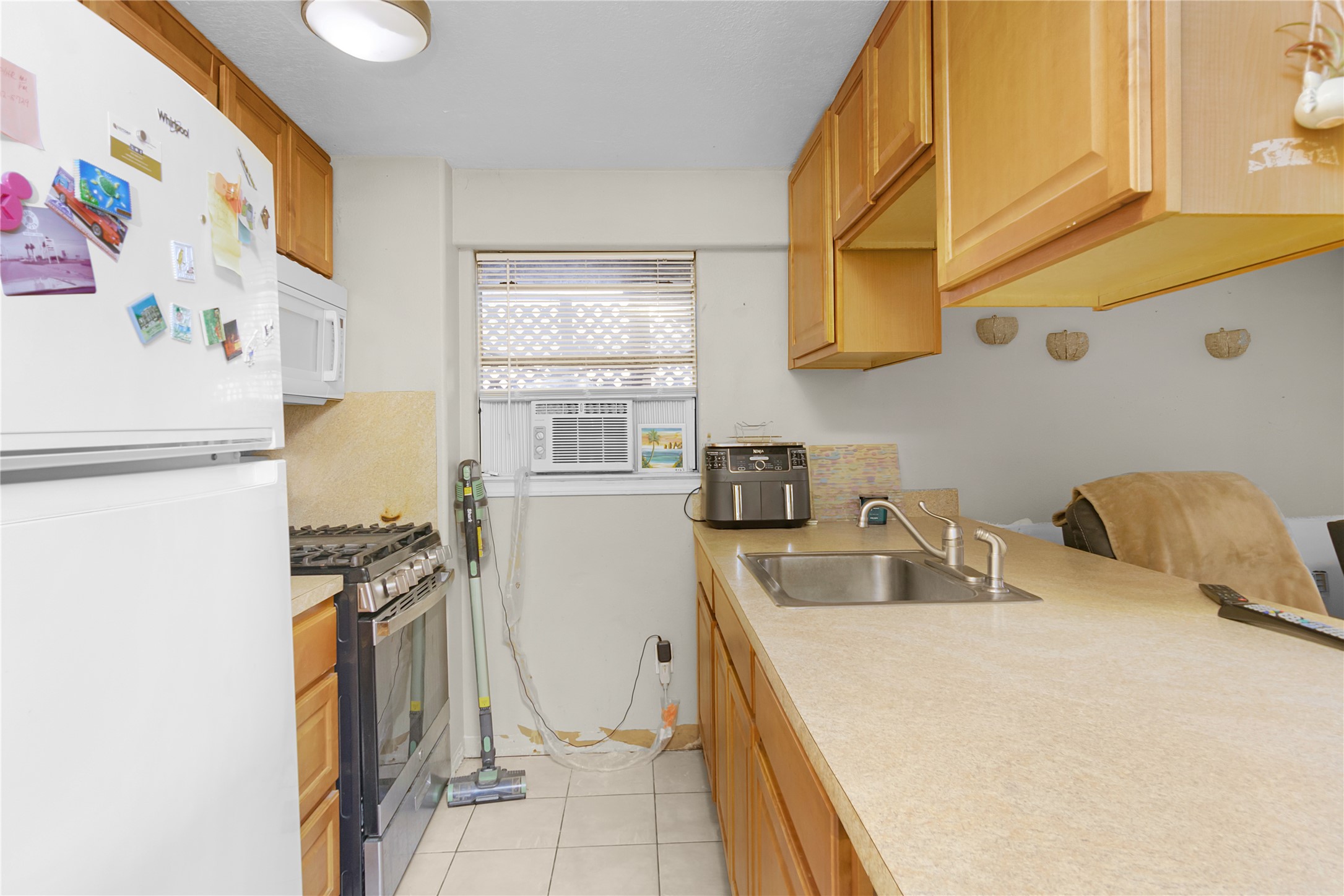 Kitchen in quarters on right side.