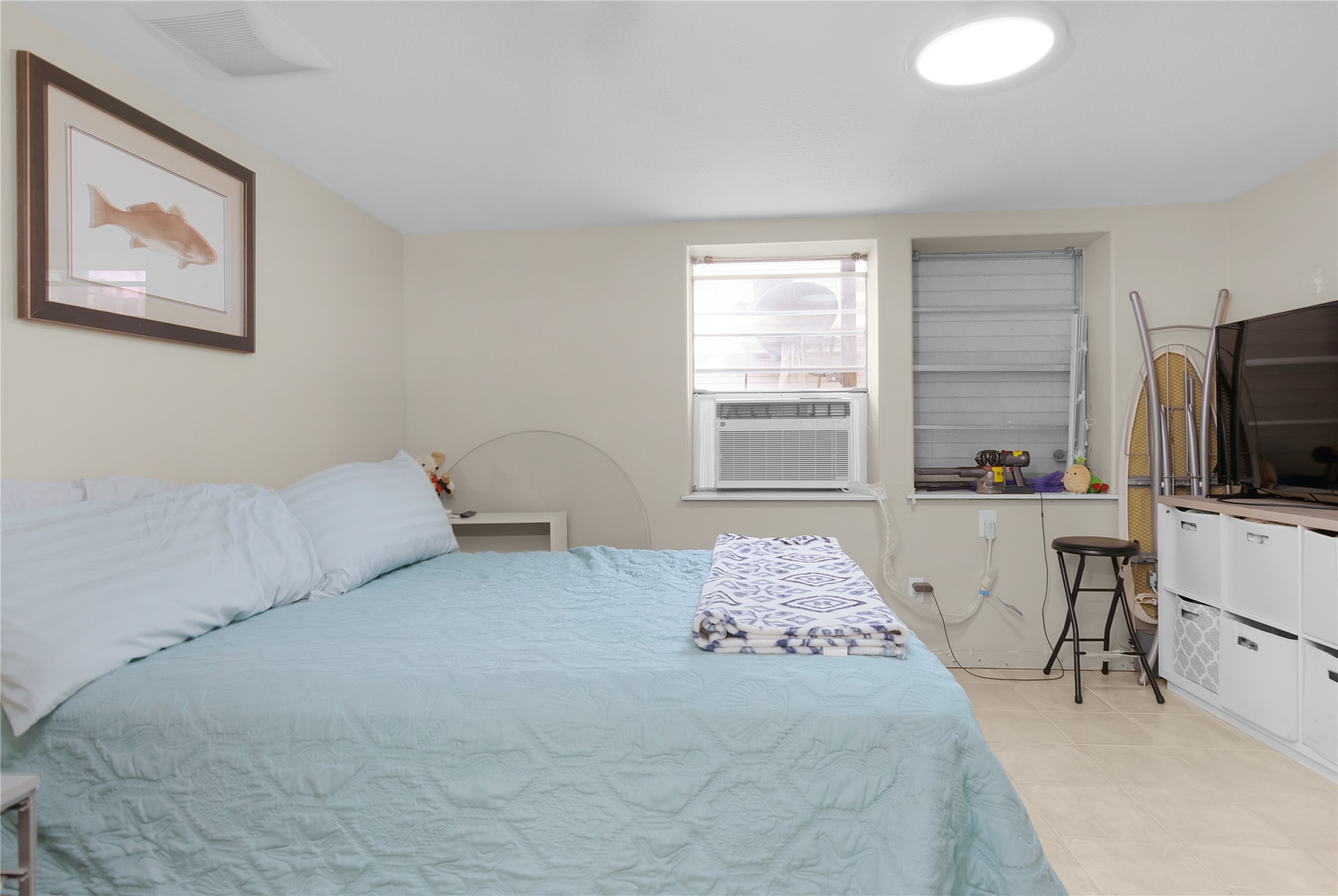 Bedroom in the quarters on left side,