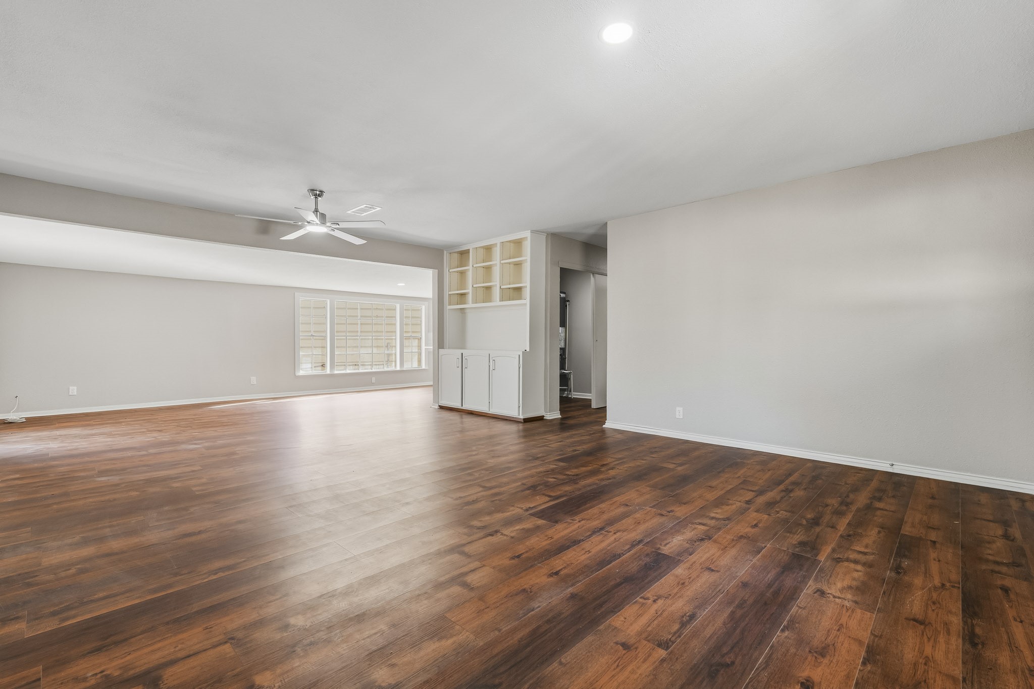301 Azalea Street, Lake Jackson, TX 77566 301 Azalea Street, Lake Jackson, TX 77566