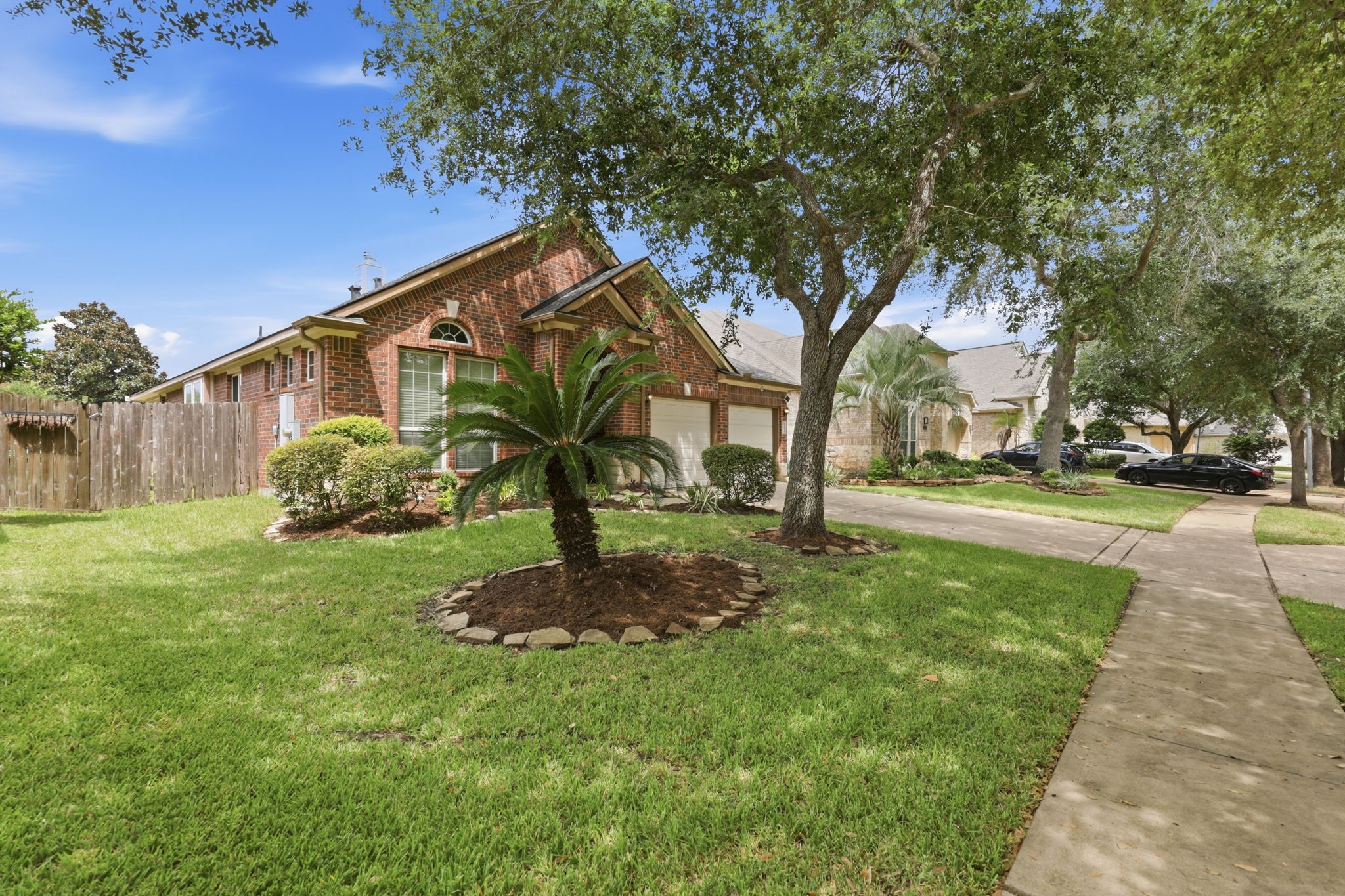 5922 Story Book Trail, Missouri City, TX 77459