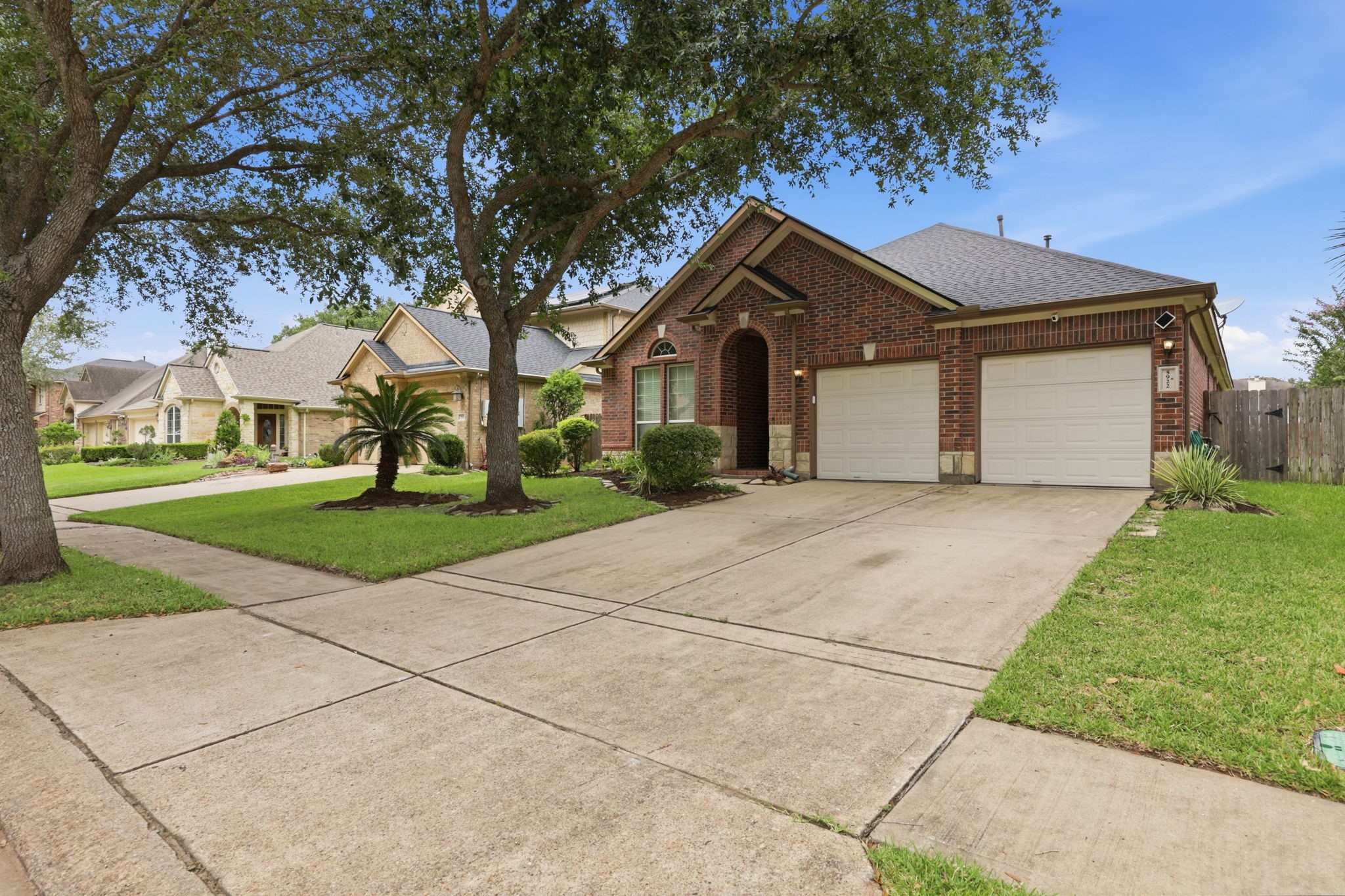 5922 Story Book Trail, Missouri City, TX 77459