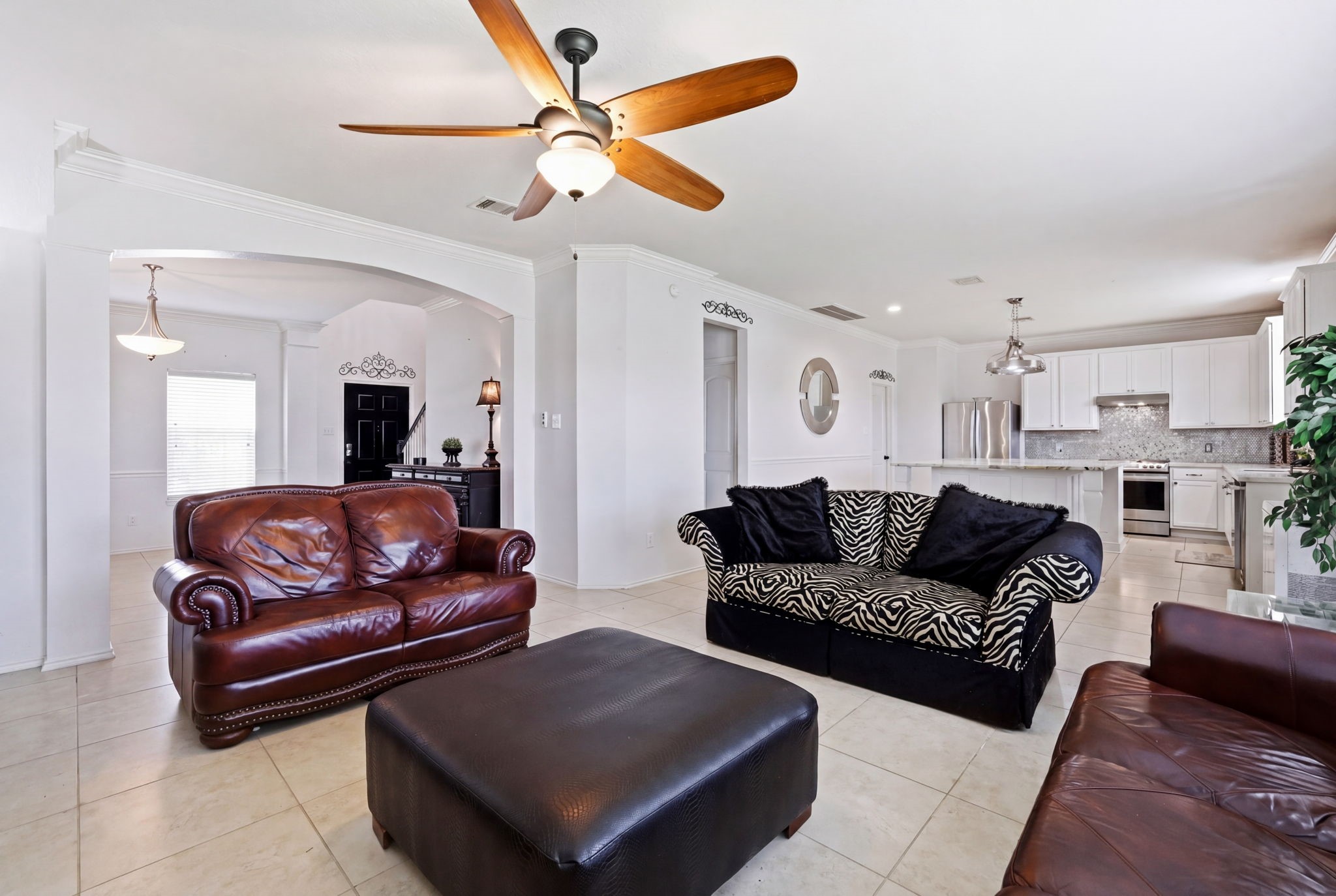 6407 Hillock Lane, Pearland, TX 77584