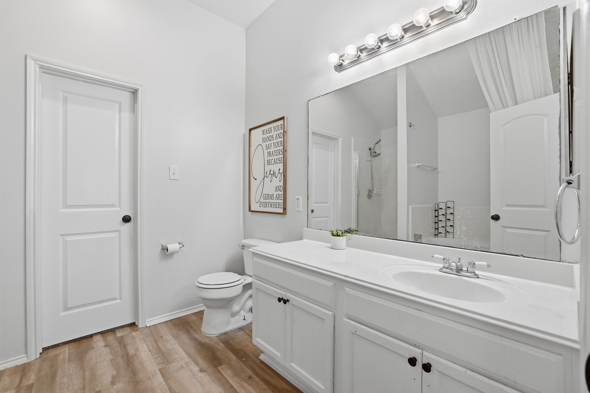 6407 Hillock Lane, Pearland, TX 77584