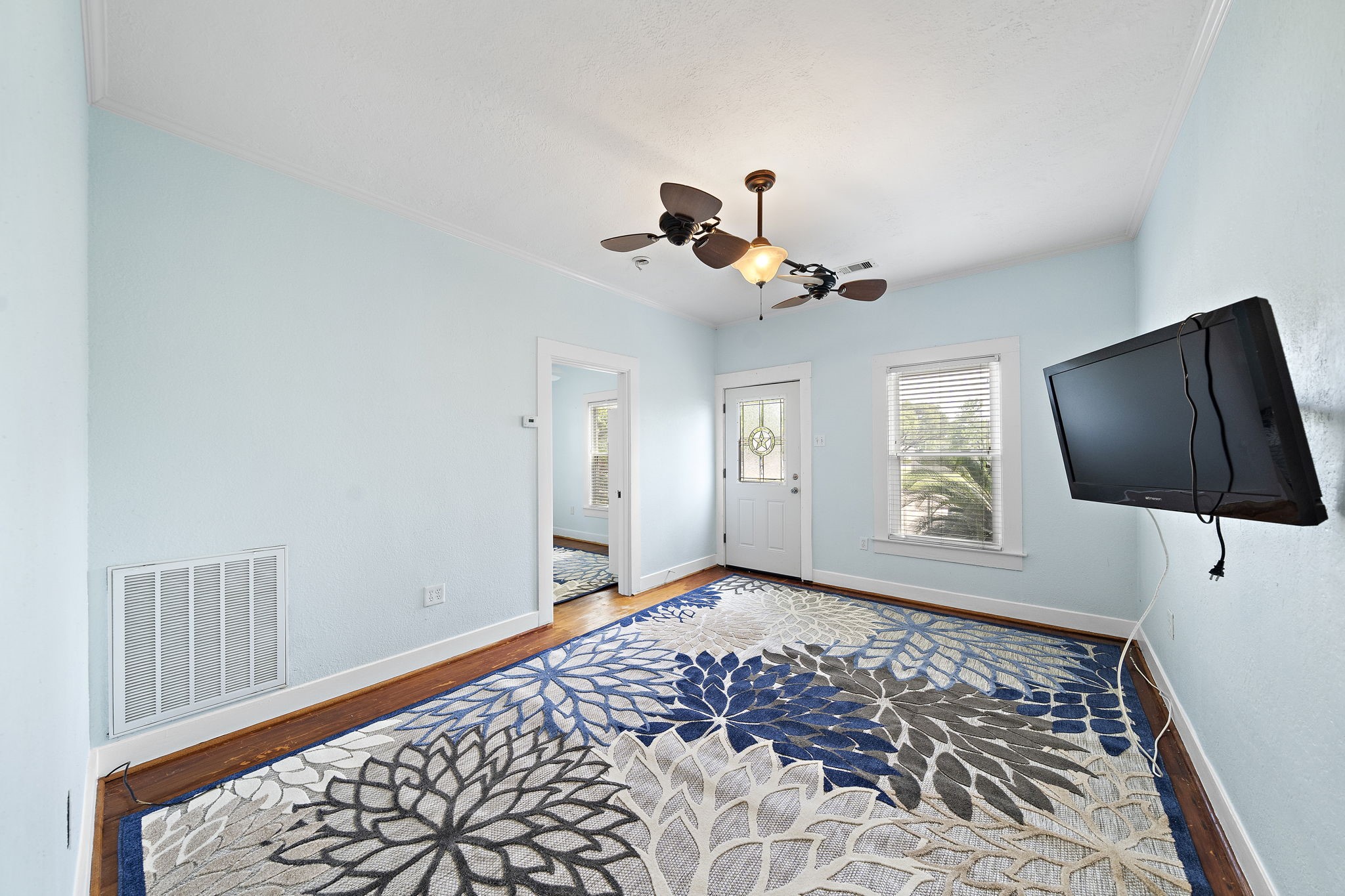 502 6th Avenue N, Texas City, TX 77590