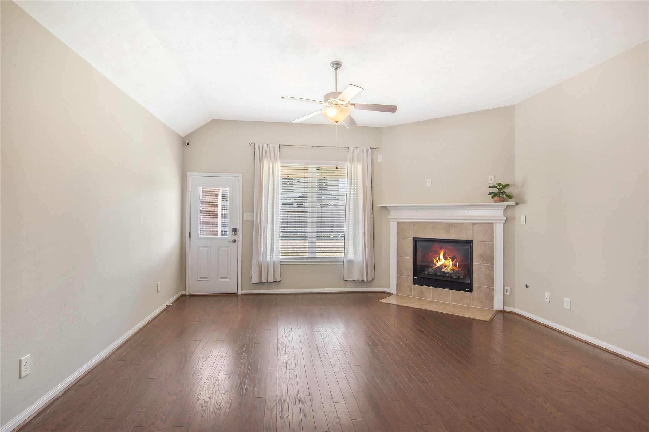 21670 Chokecherry Avenue, Porter, TX 77365