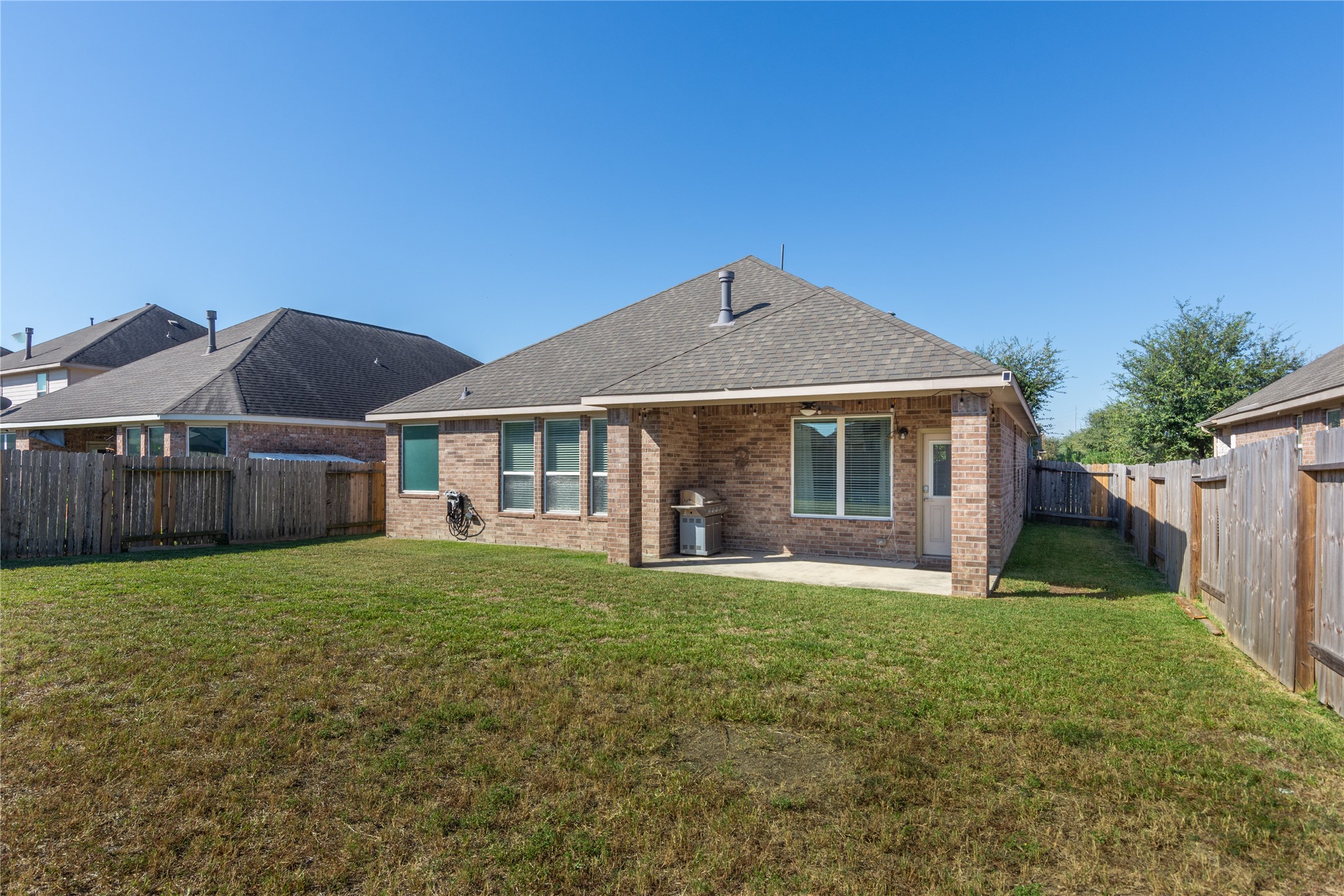 21670 Chokecherry Avenue, Porter, TX 77365