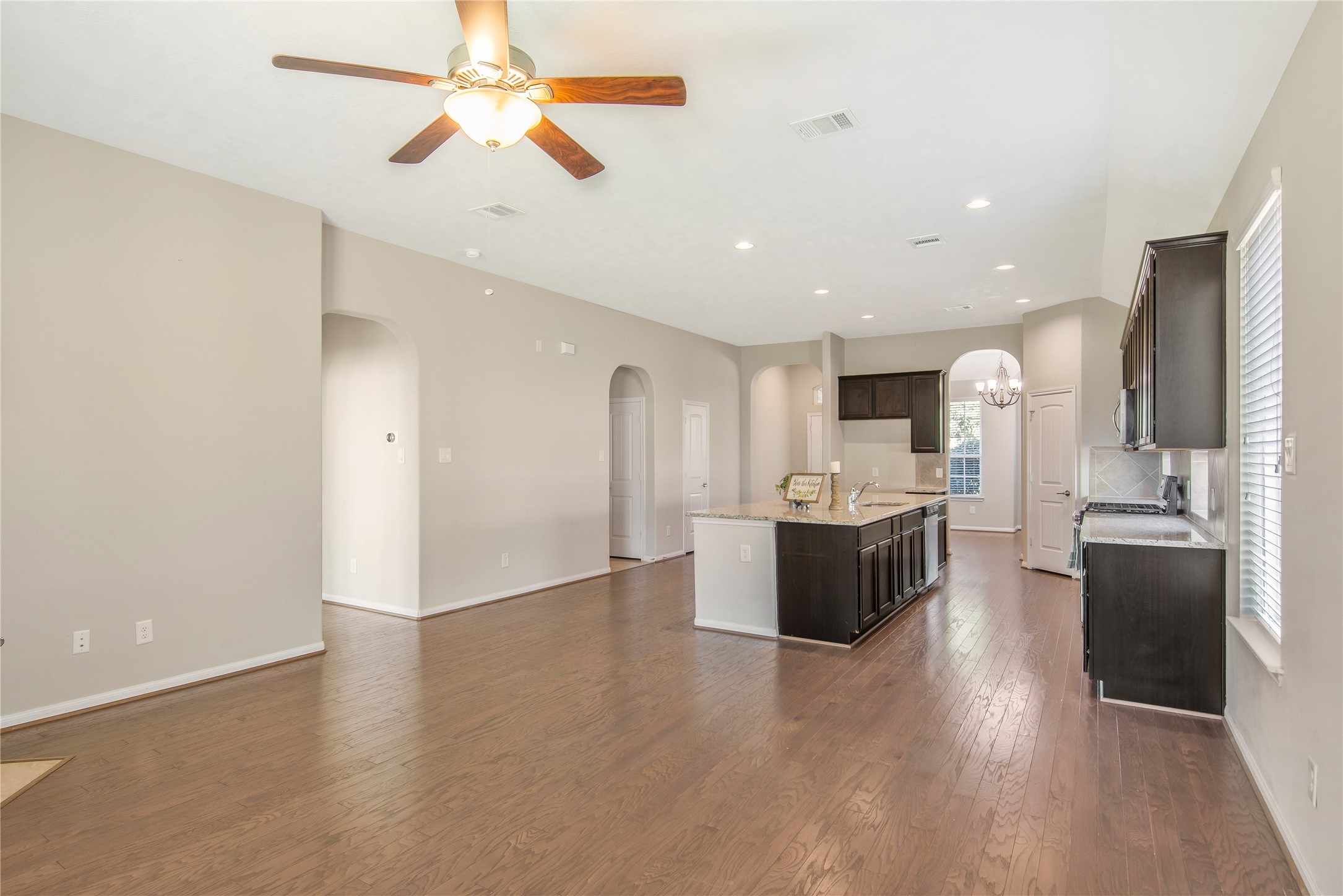 21670 Chokecherry Avenue, Porter, TX 77365