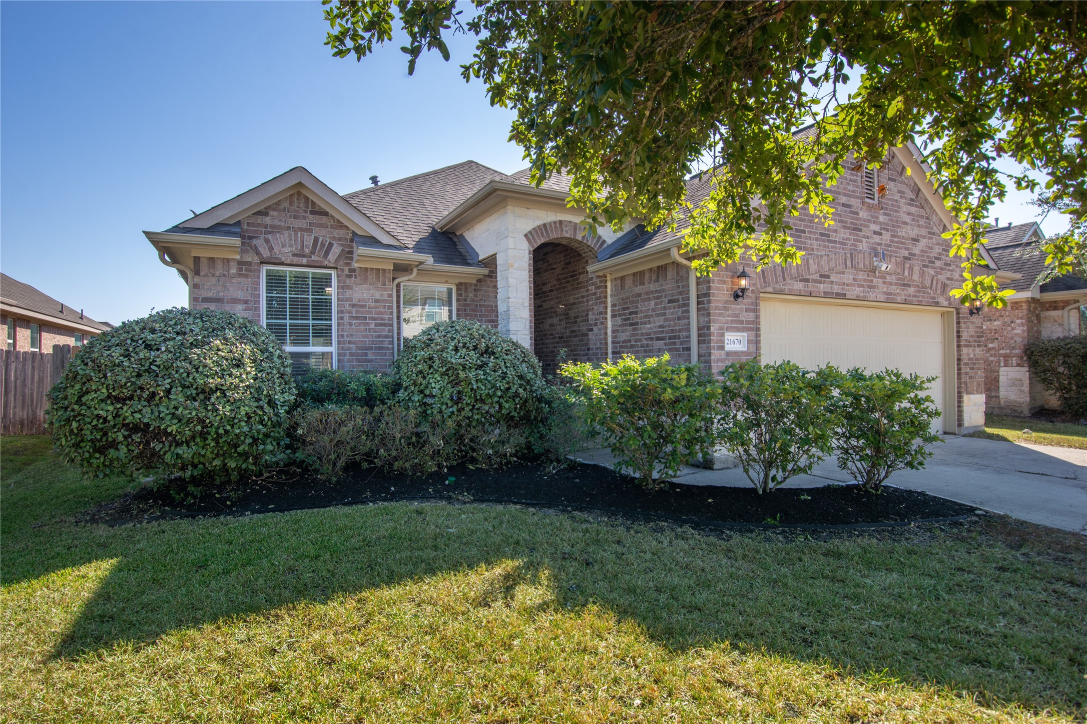21670 Chokecherry Avenue, Porter, TX 77365