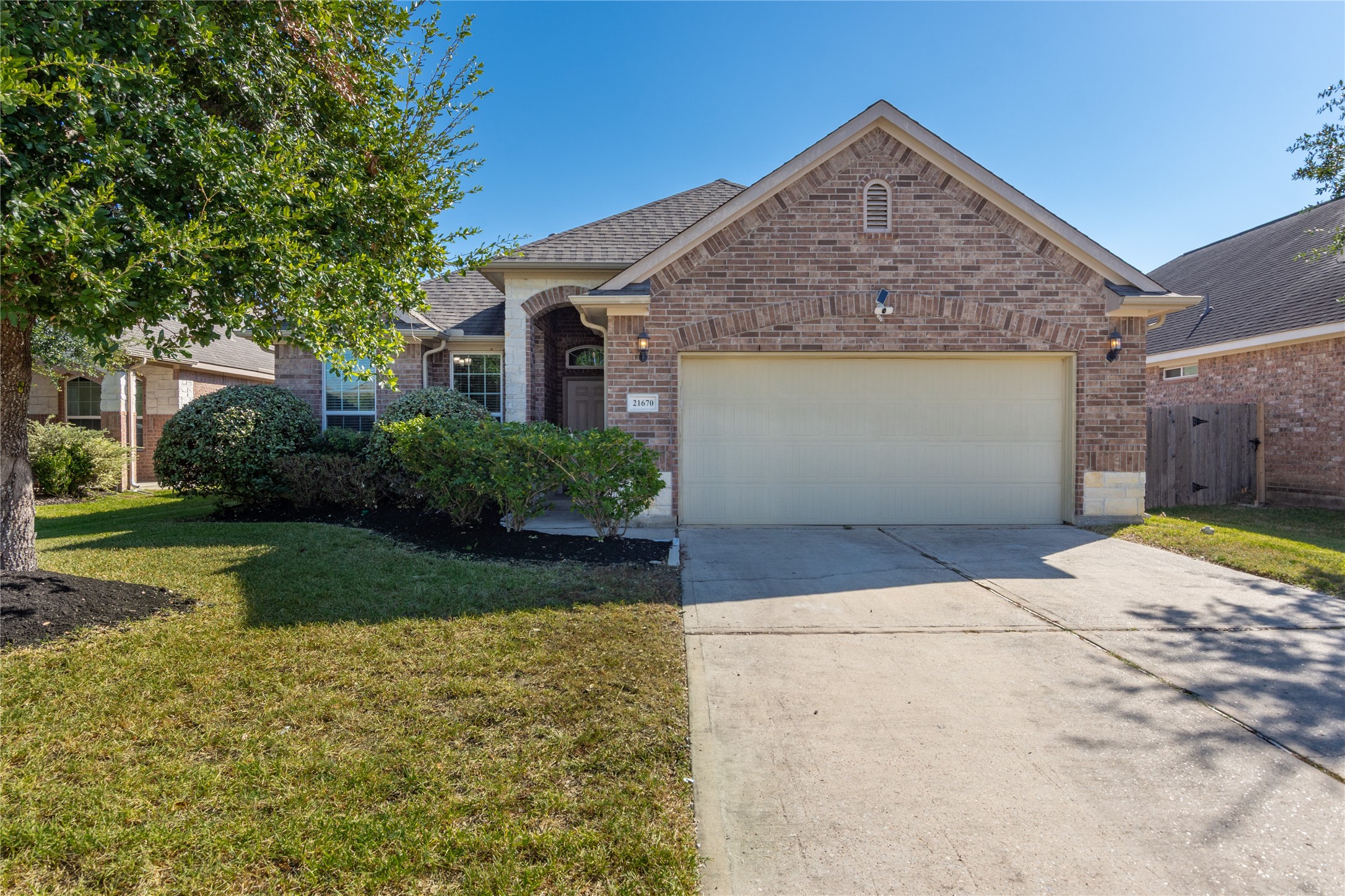 21670 Chokecherry Avenue, Porter, TX 77365