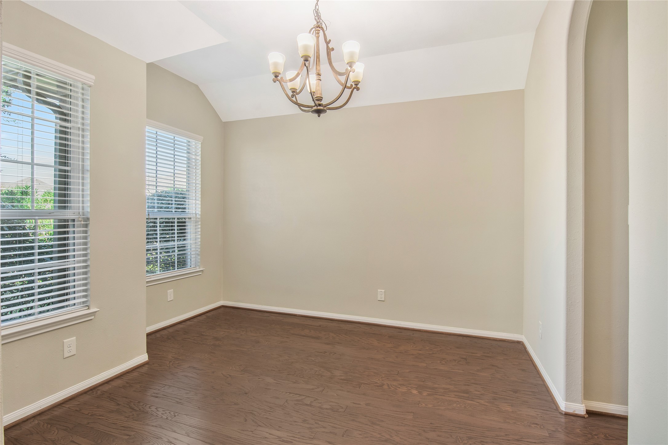 21670 Chokecherry Avenue, Porter, TX 77365