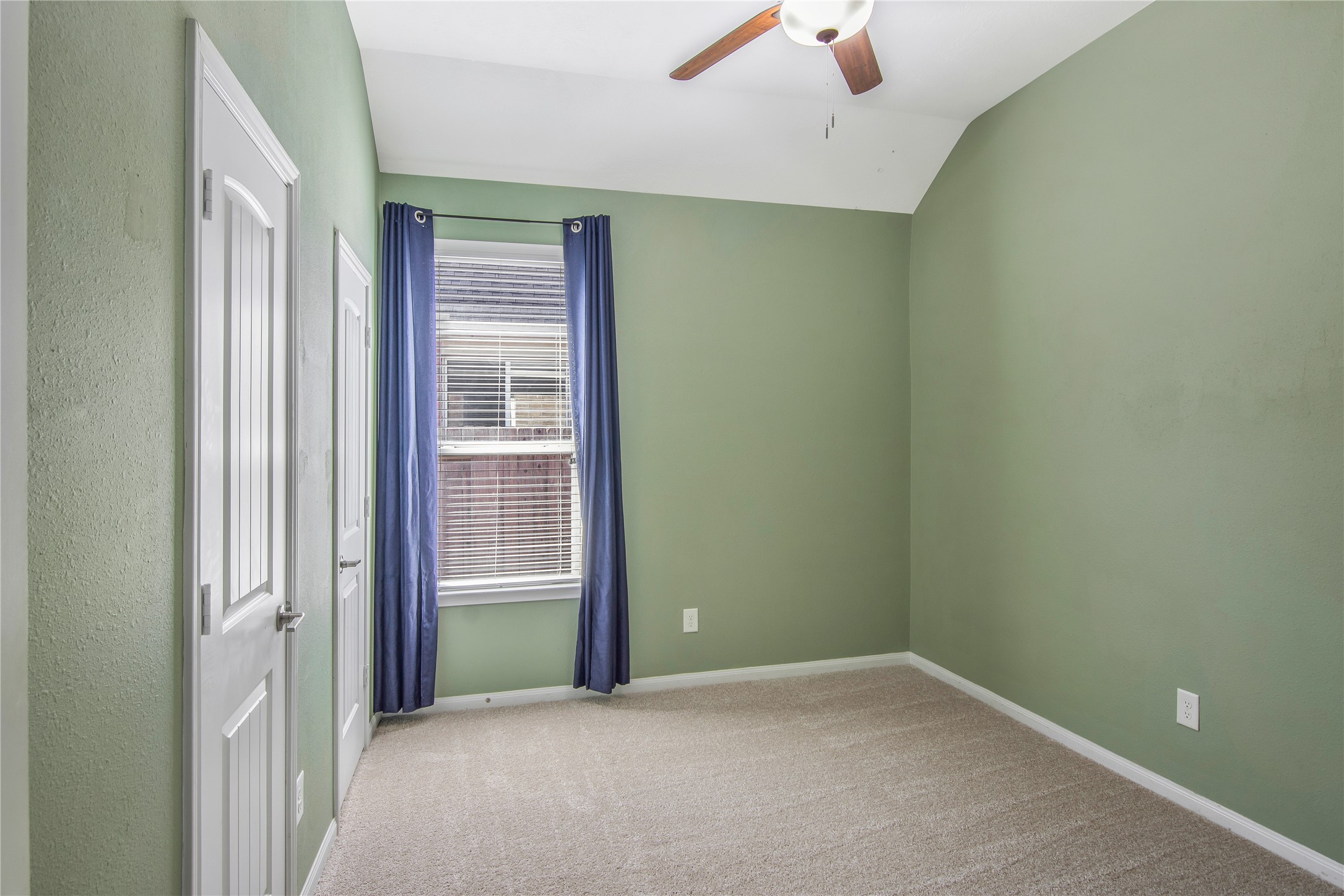 21670 Chokecherry Avenue, Porter, TX 77365