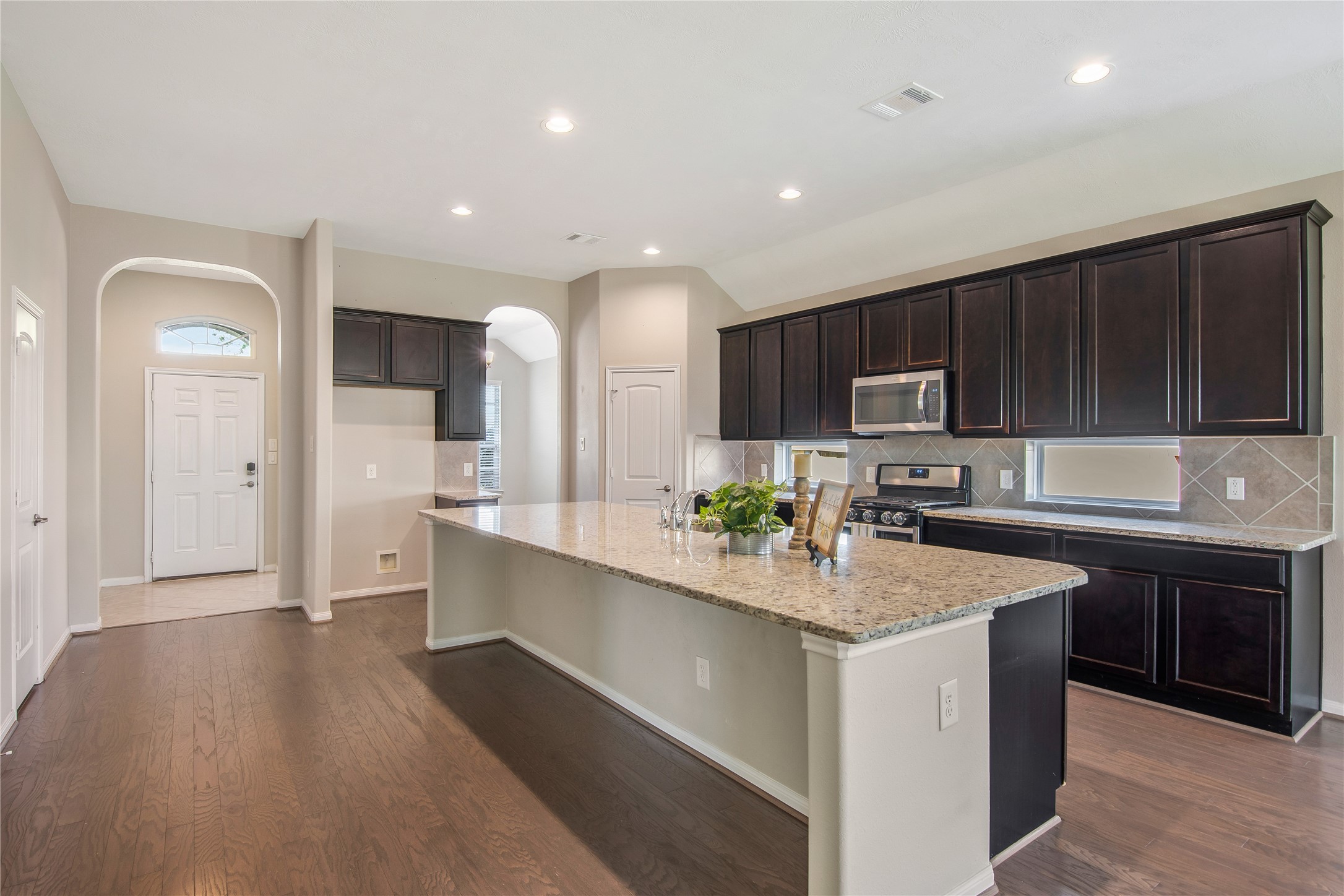21670 Chokecherry Avenue, Porter, TX 77365