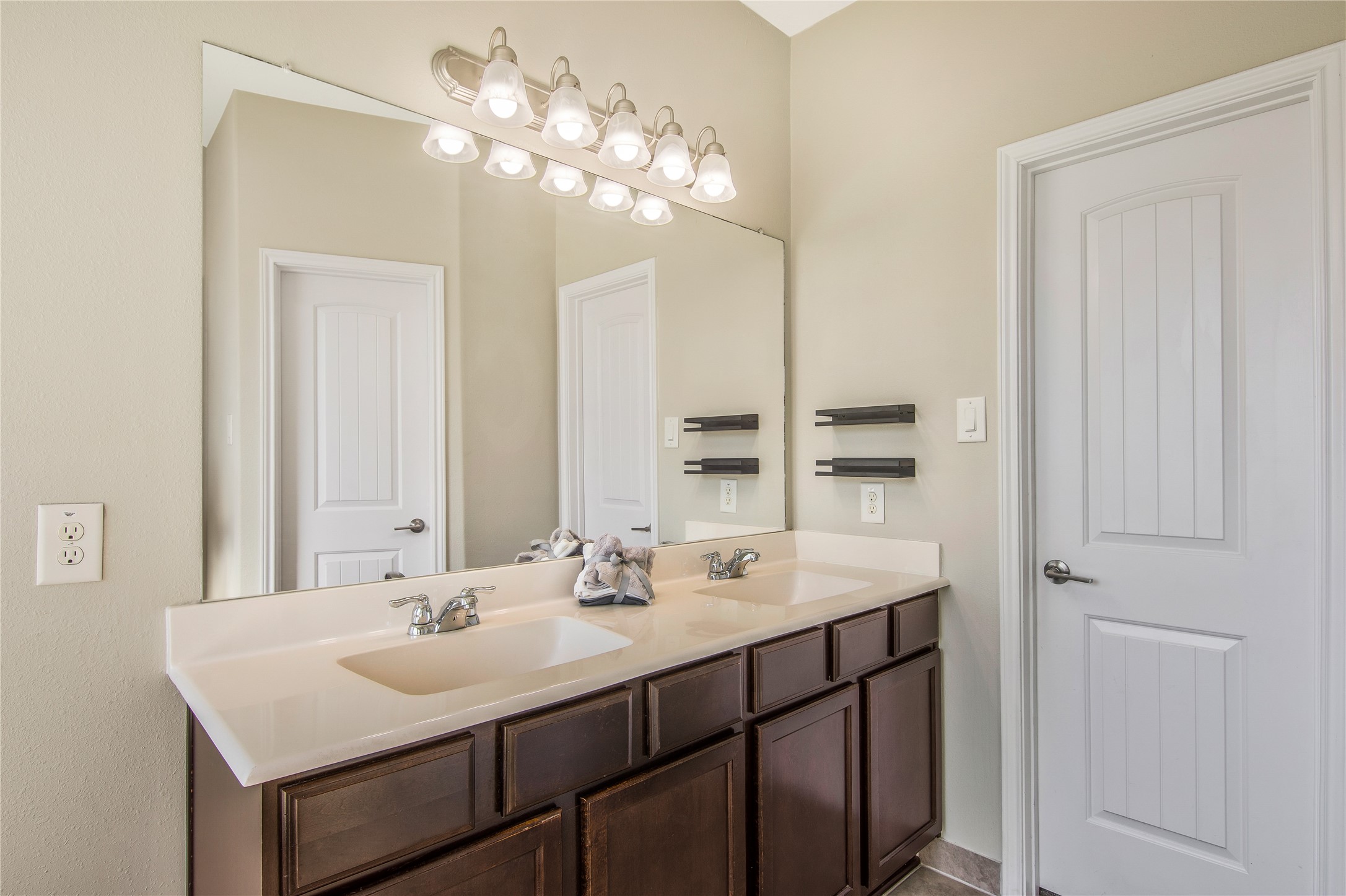 21670 Chokecherry Avenue, Porter, TX 77365