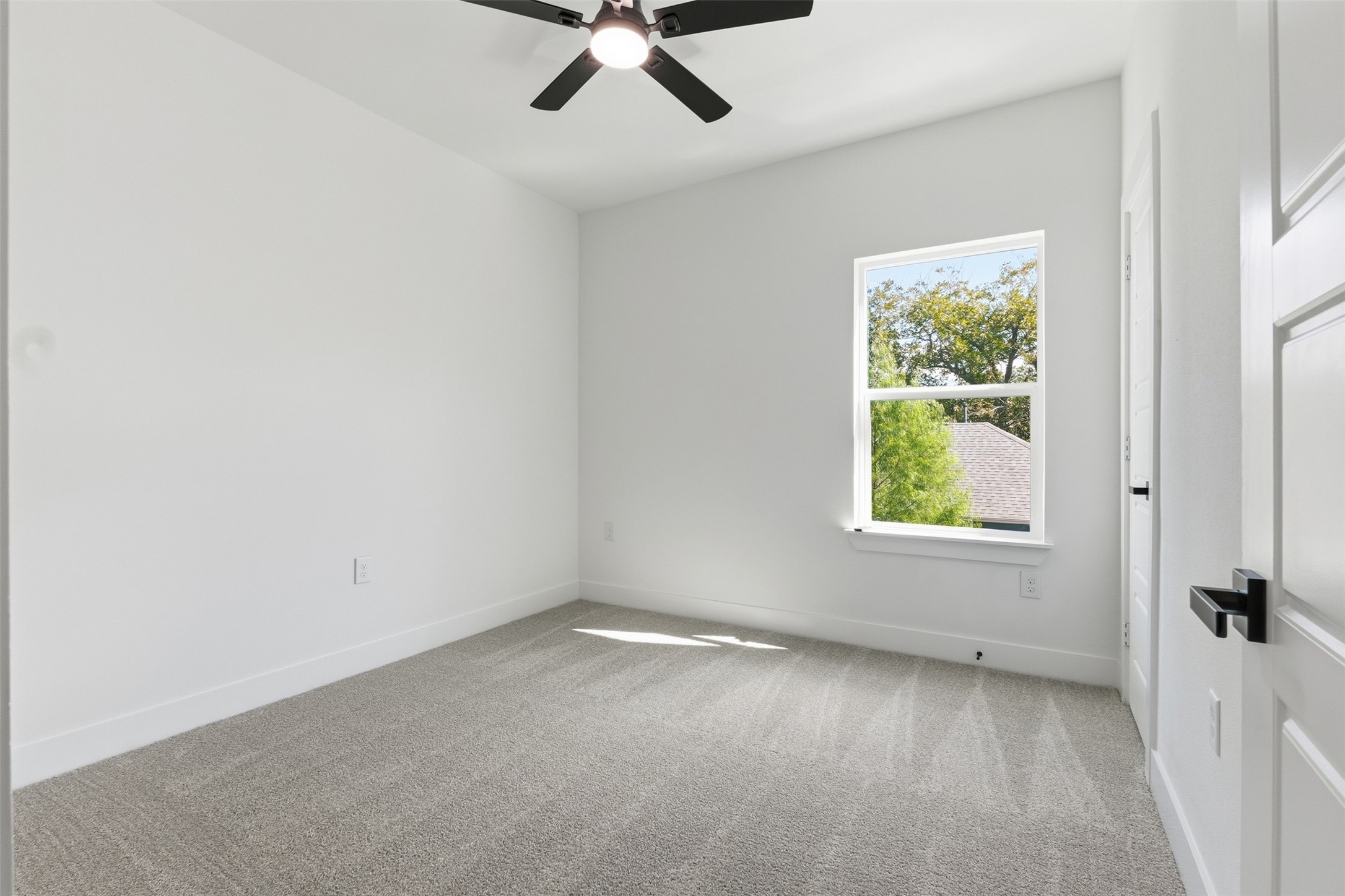 7982 Chateau Street, Houston, TX 77028