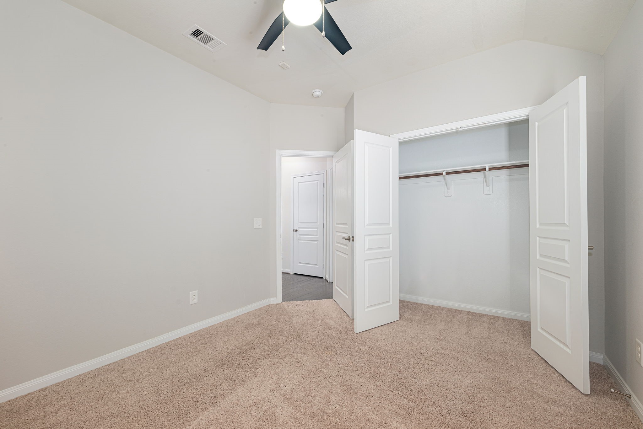 4568 Argonne Woods Drive, Porter, TX 77365